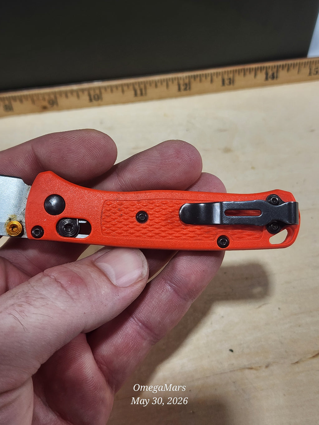 BENCHMADE 533 Mini Bugout S30V - Light Usage - Dirty #20