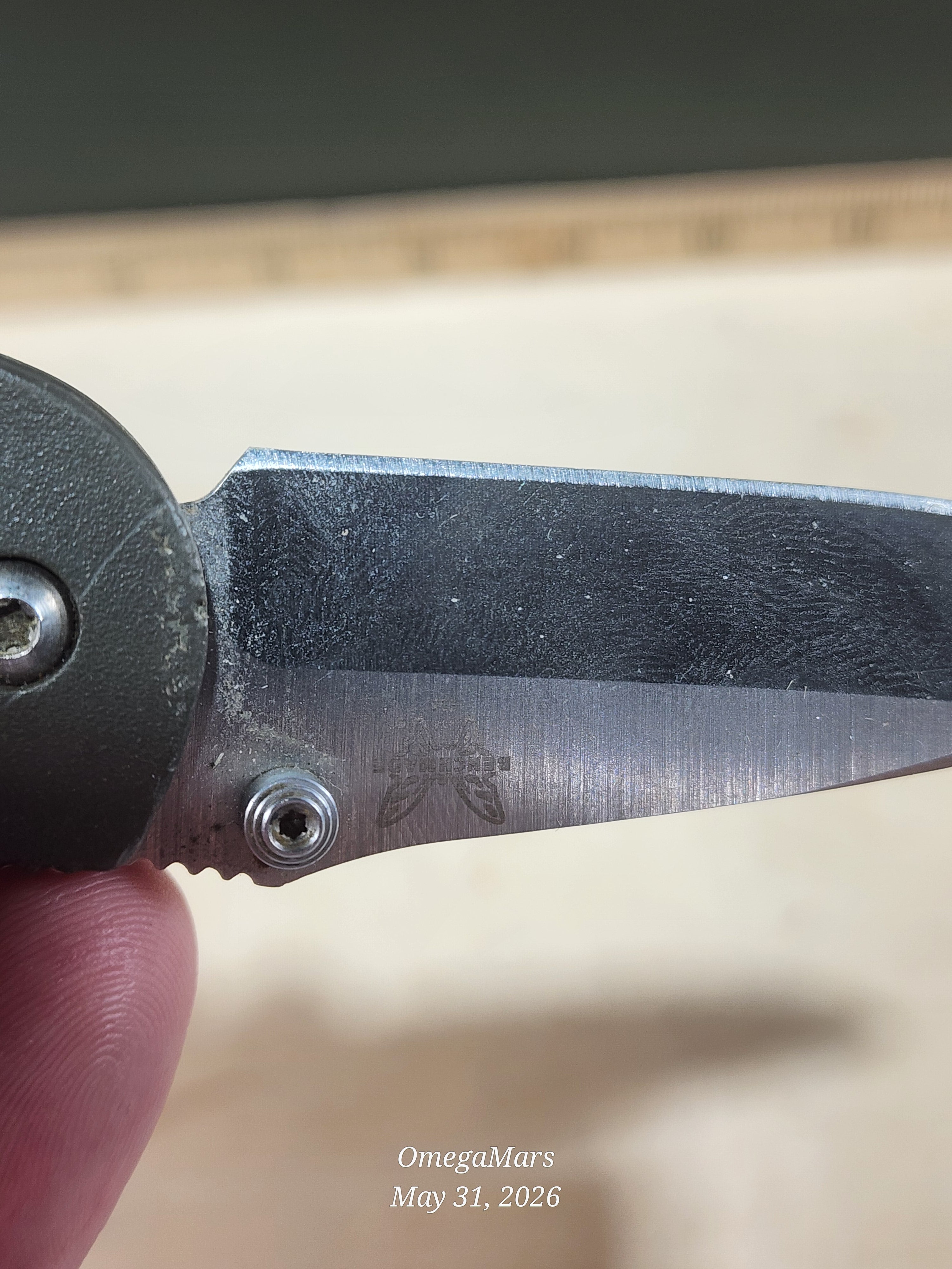 BENCHMADE 556-154CM Mini Griptilian - Light Usage - #22Gr