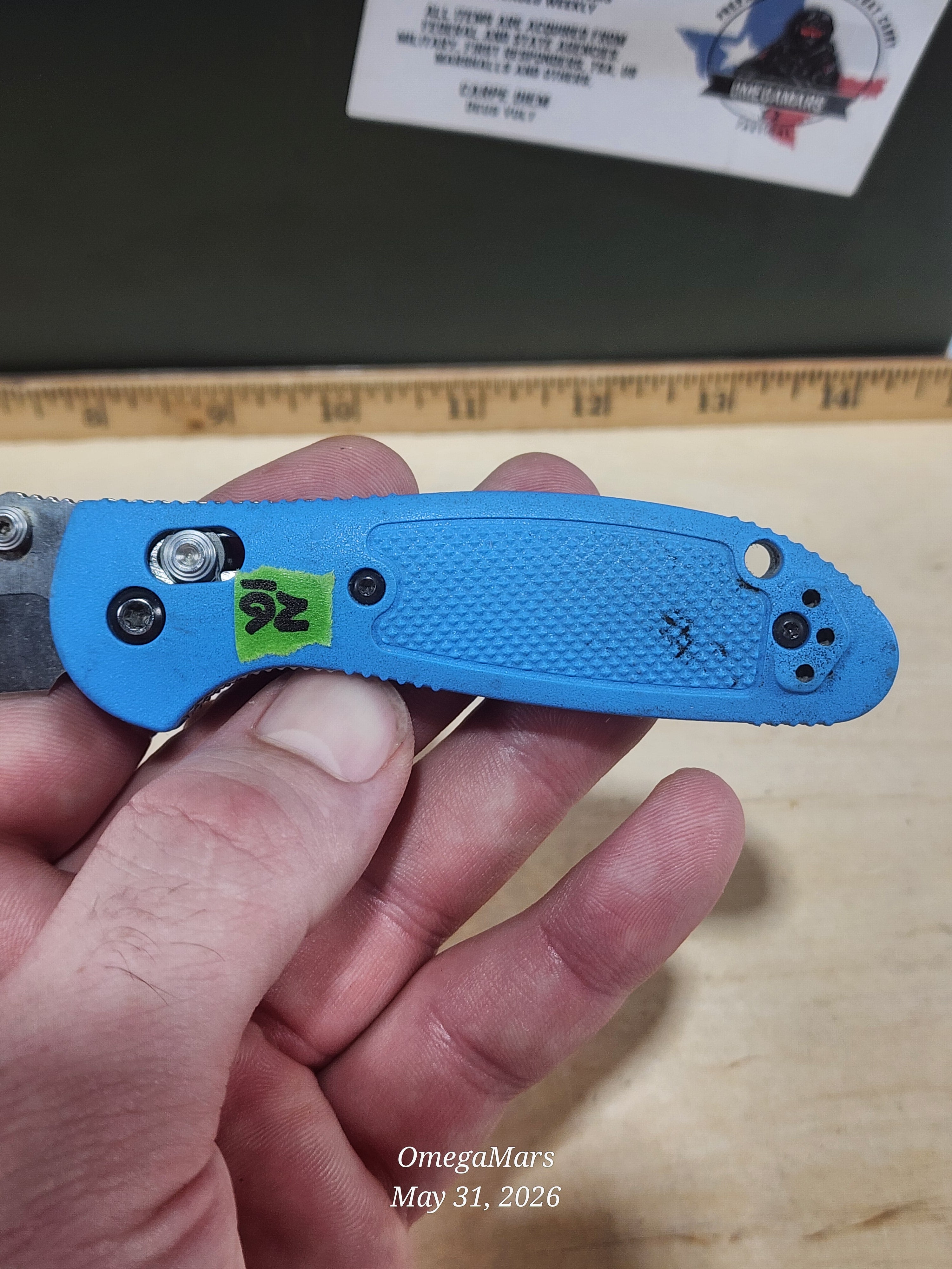 BENCHMADE 556 Mini Griptilian - Light Usage - S30V steel #26Gr