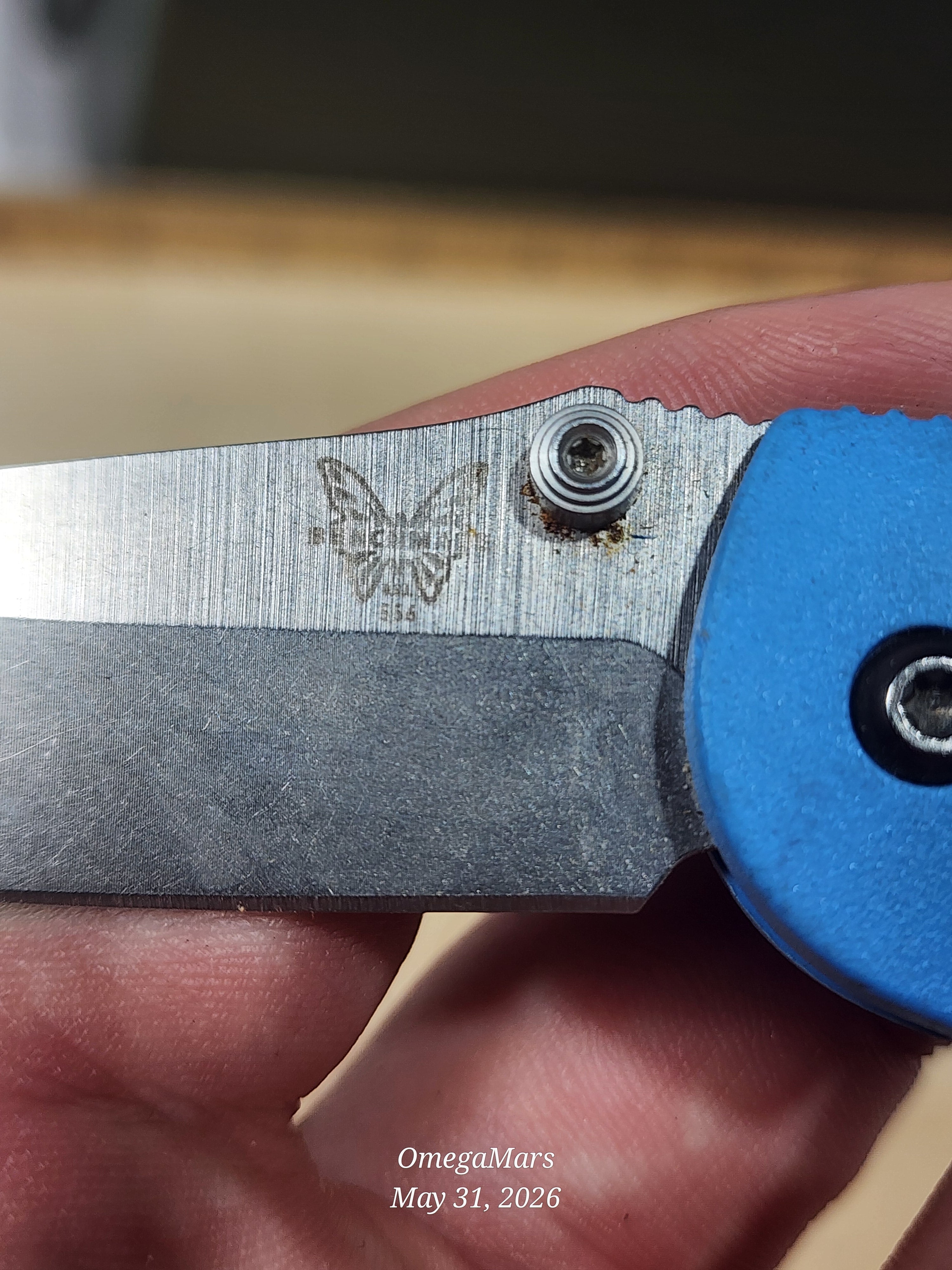 BENCHMADE 556 - S30V - Mini Griptilain - Light Usage/Dirty - #26Gr