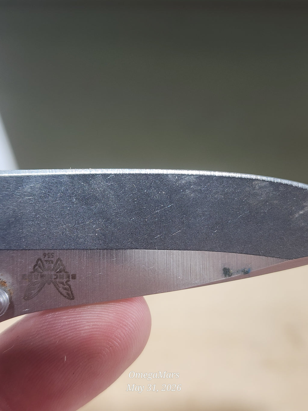 BENCHMADE 556 - S30V - Mini Griptilain - Light Usage/Dirty - #26Gr