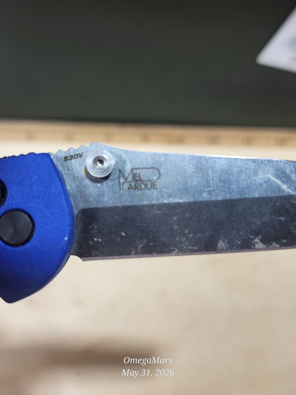 BENCHMADE 557 - S30V - Mini Griptilain Tanto - Light Usage/Dirty - #27Gr