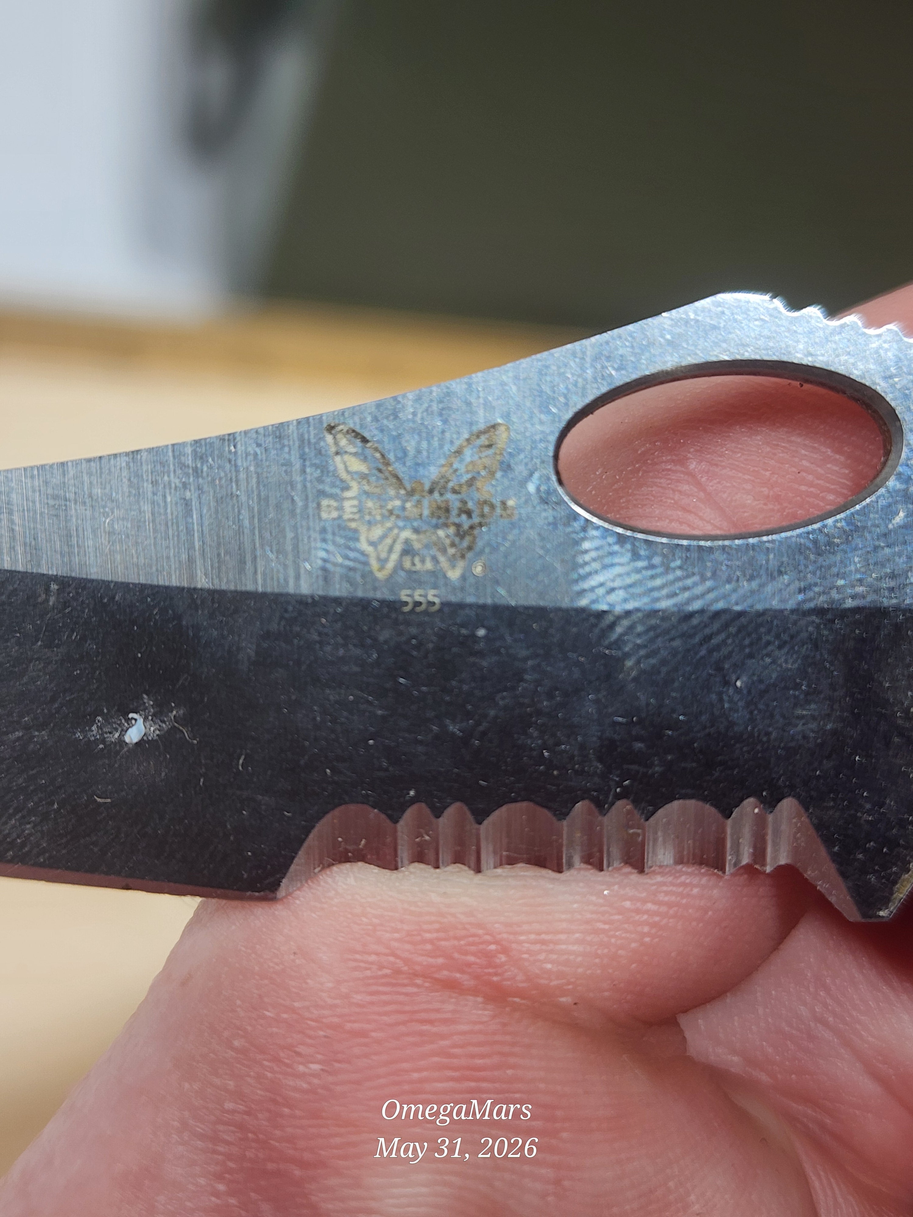 BENCHMADE 555 - 440C - Mini Griptilain - Light Usage/Dirty - #28Gr