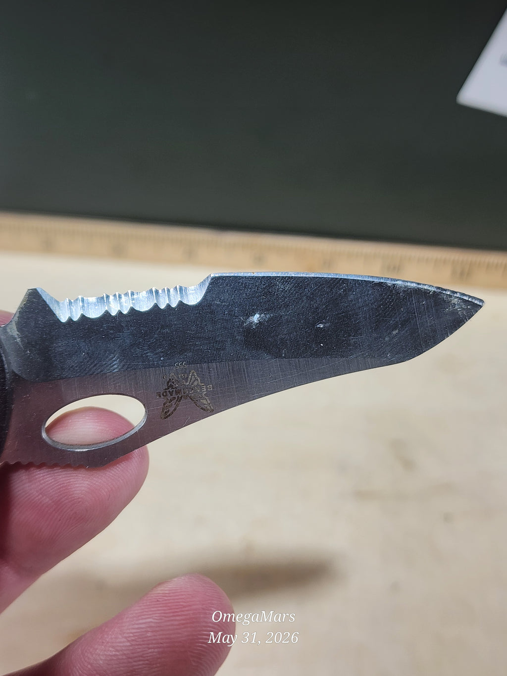 BENCHMADE 555 - 440C - Mini Griptilain - Light Usage/Dirty - #28Gr