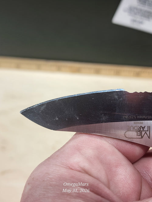 BENCHMADE 555 - 440C - Mini Griptilain - Light Usage/Dirty - #28Gr