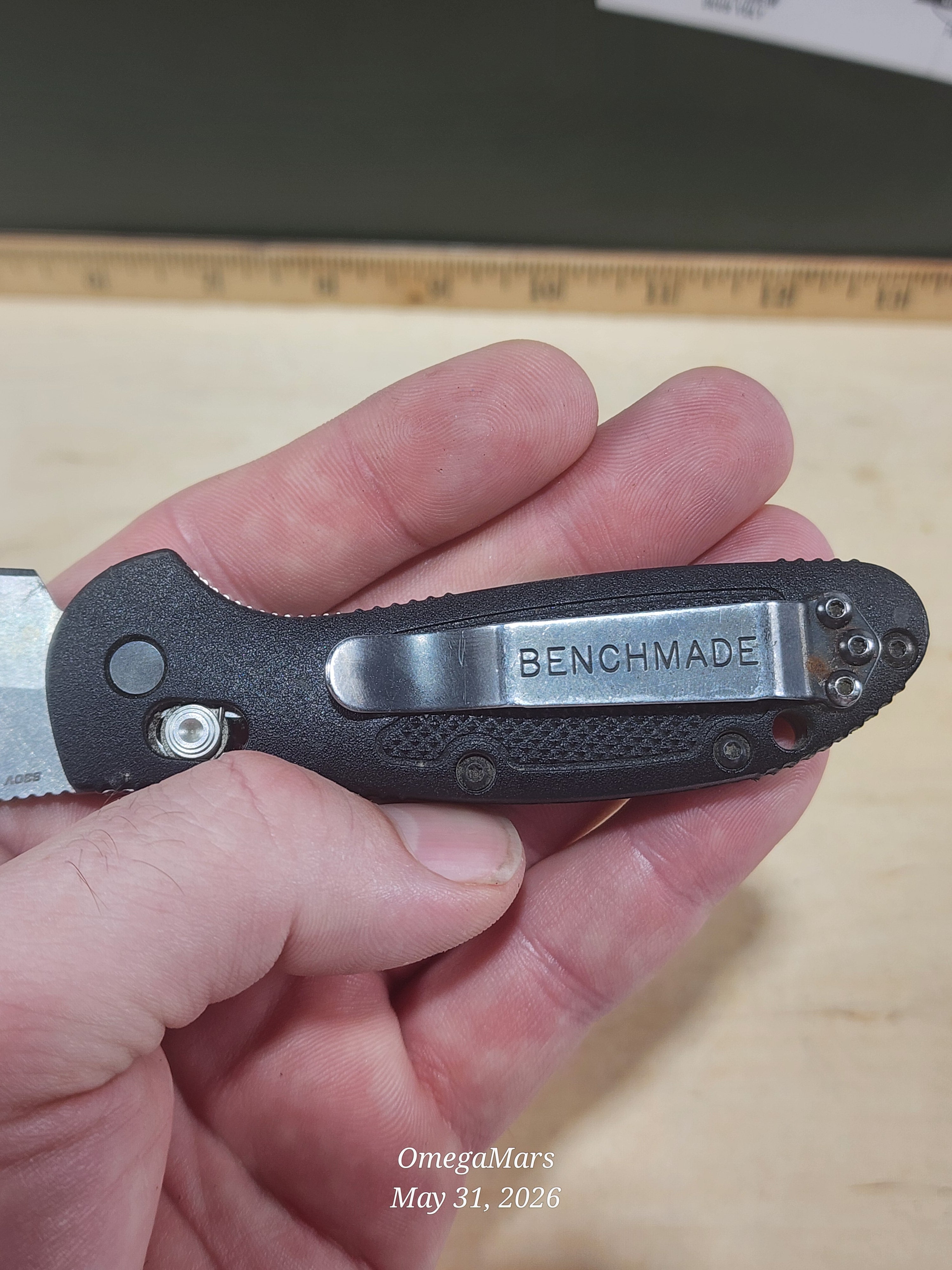 BENCHMADE 555 - S30V - Mini Griptilain - Light Usage/Dirty - #29Gr