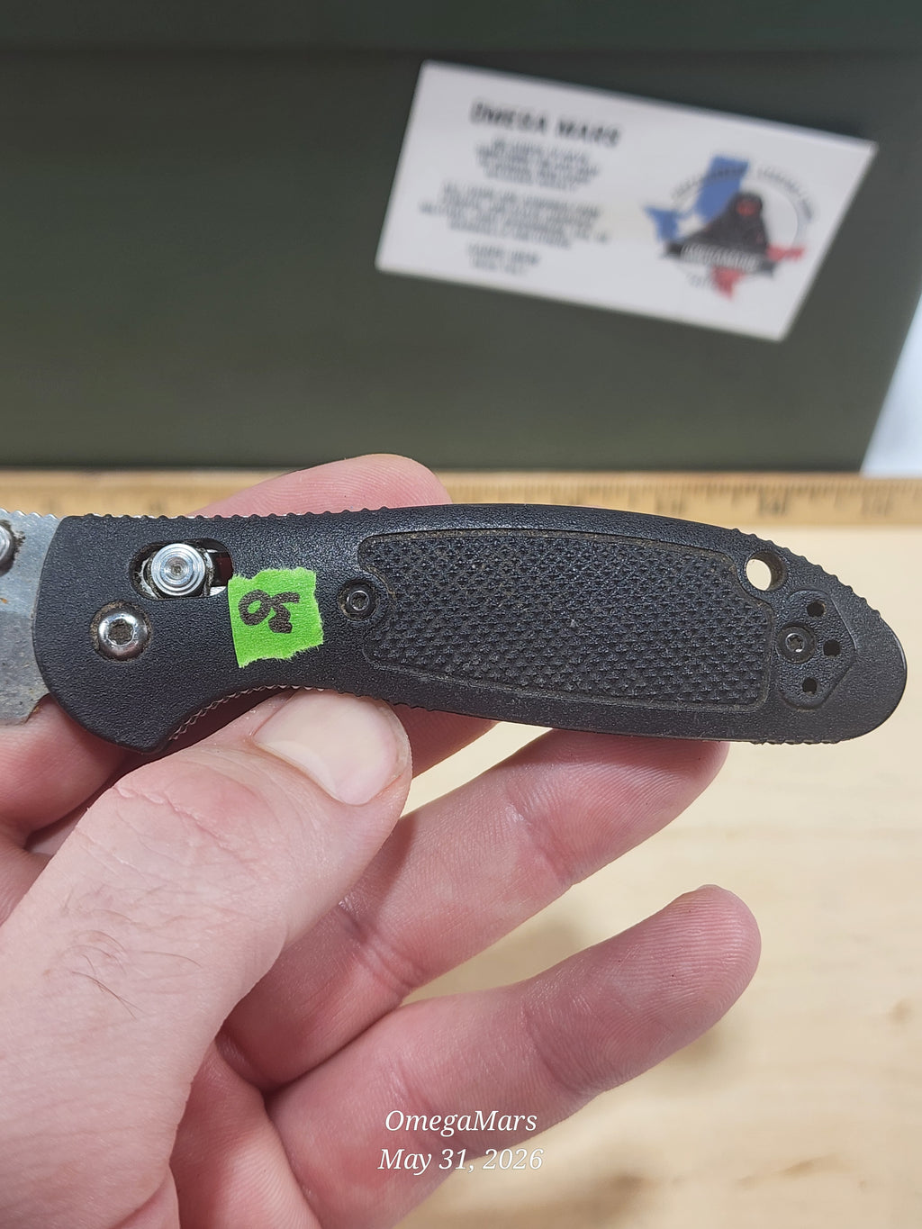 BENCHMADE 556 - S30V - Mini Griptilain - Light Usage/Dirty - #30Gr