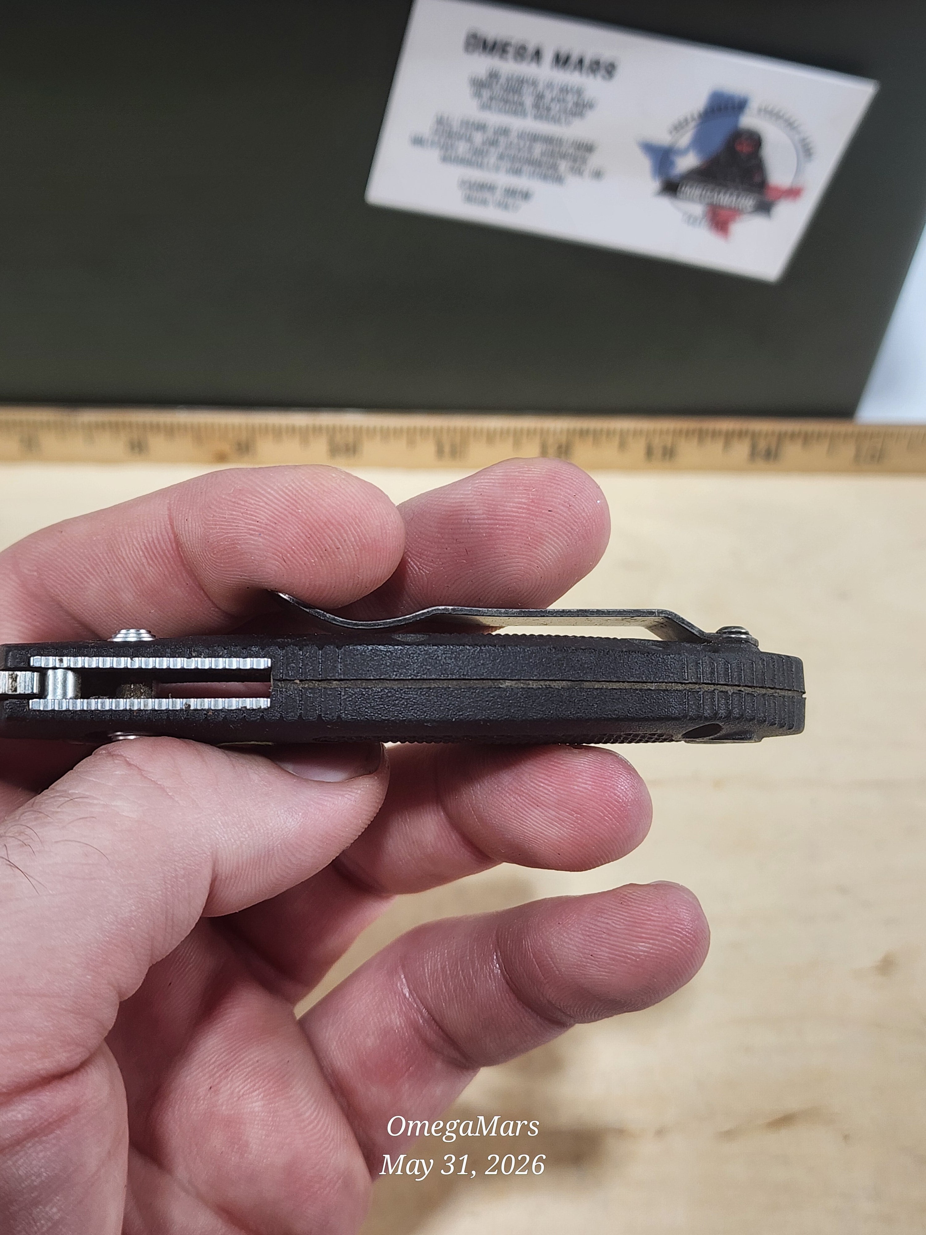 BENCHMADE 556 - S30V - Mini Griptilain - Light Usage/Dirty - #30Gr