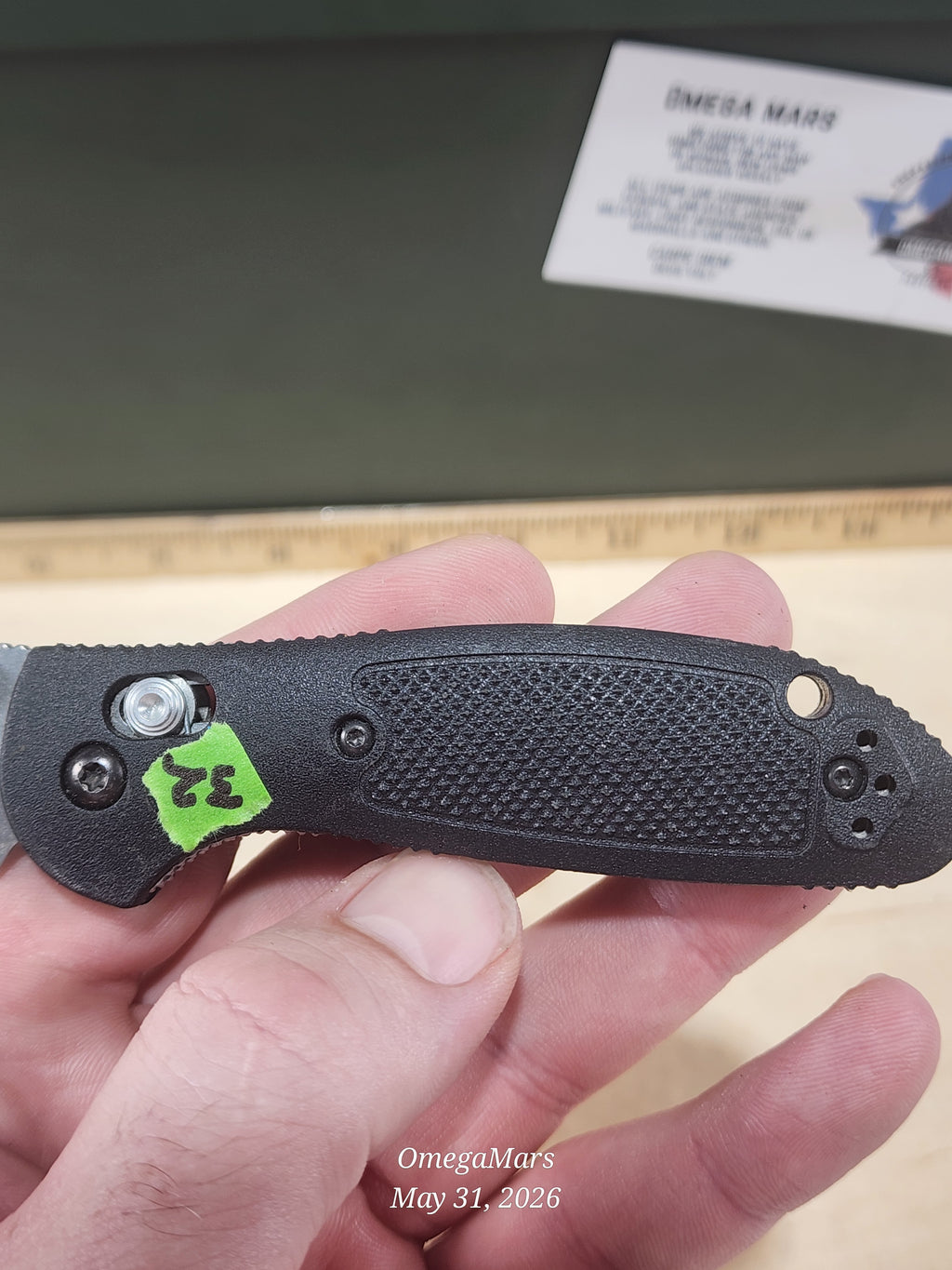BENCHMADE 556 - S30V - Mini Griptilain - Light Usage/Dirty - #32Gr