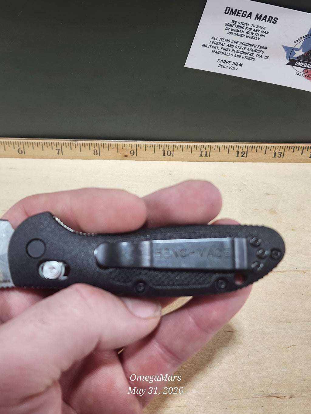 BENCHMADE 556 - S30V - Mini Griptilain - Light Usage/Dirty - #32Gr