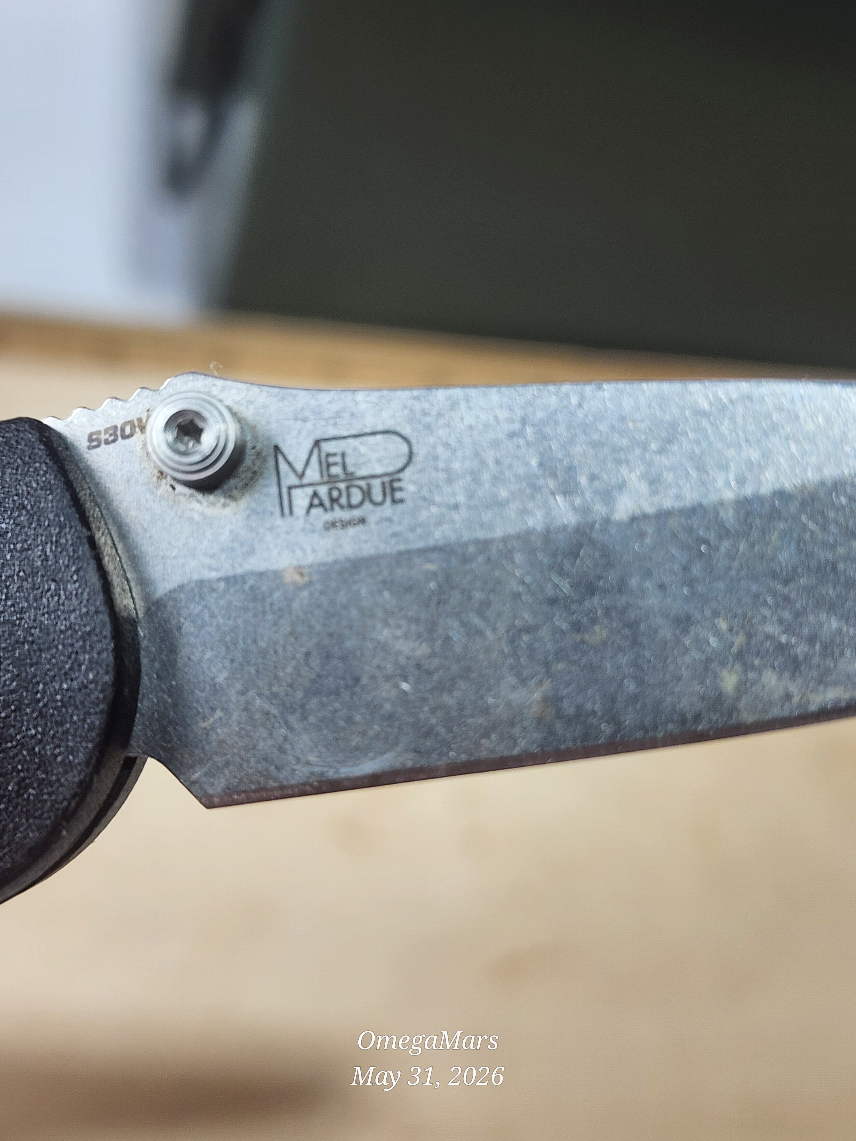 BENCHMADE 556 - S30V - Mini Griptilain - Light Usage/Dirty - #32Gr