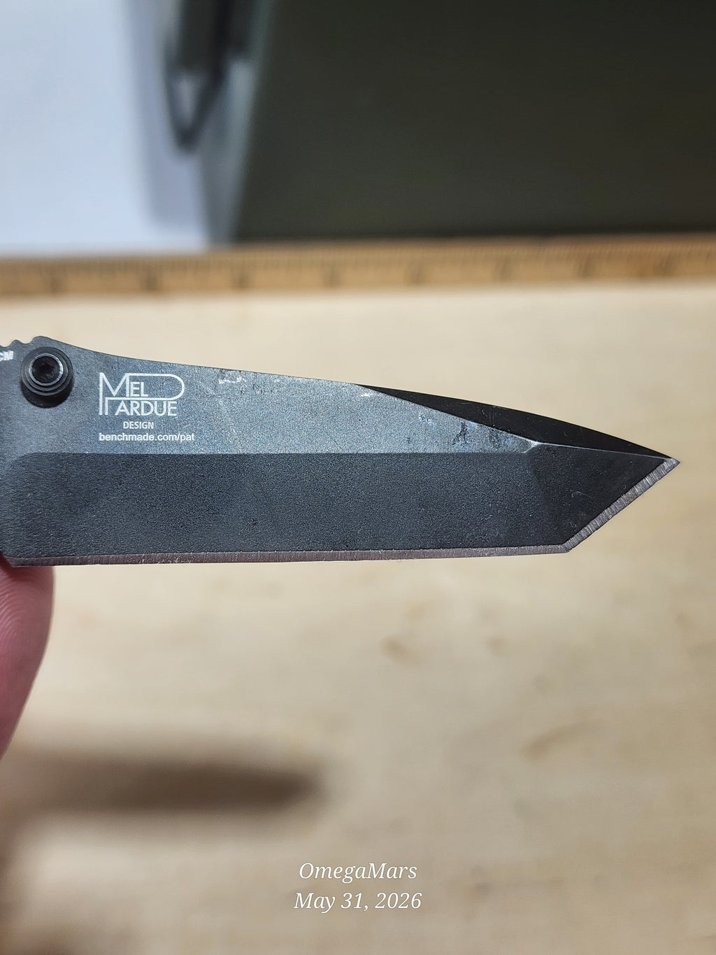 BENCHMADE 557 Mini Griptilain Tanto - Light Usage/Dirty - #38Gr