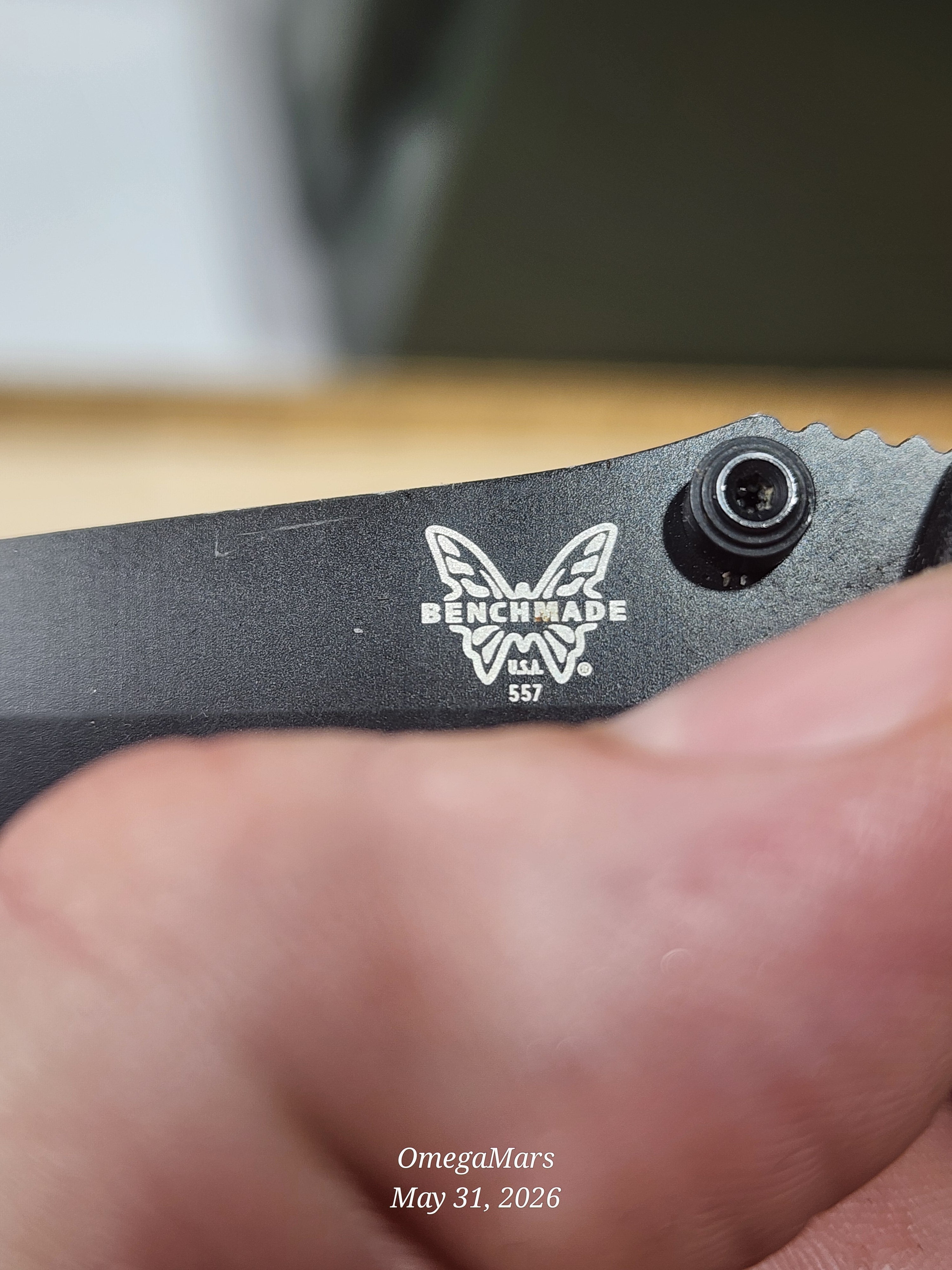 BENCHMADE 557 Mini Griptilain Tanto - Light Usage/Dirty - #38Gr