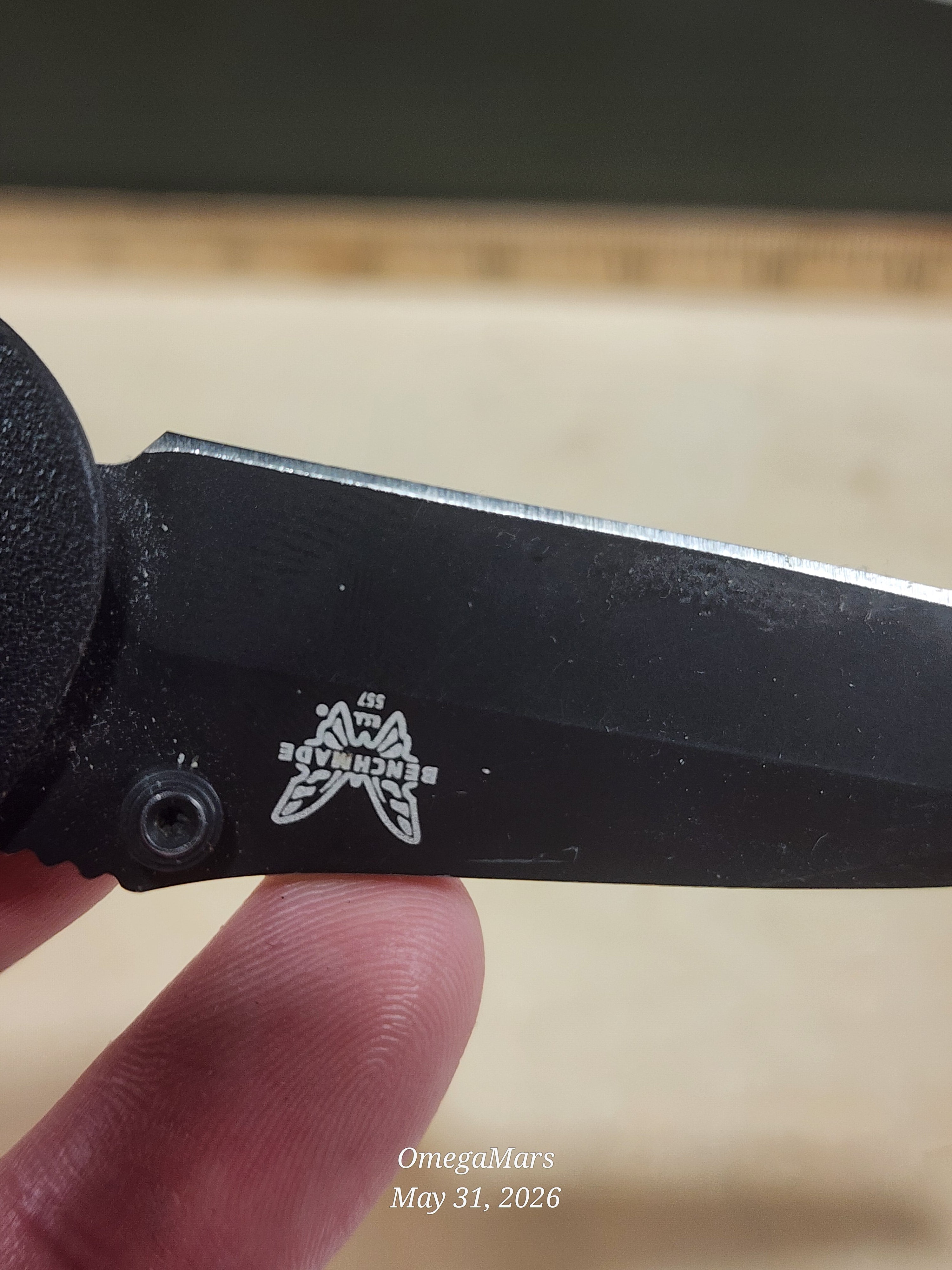 BENCHMADE 557 Mini Griptilain Tanto - Light Usage/Dirty - #38Gr
