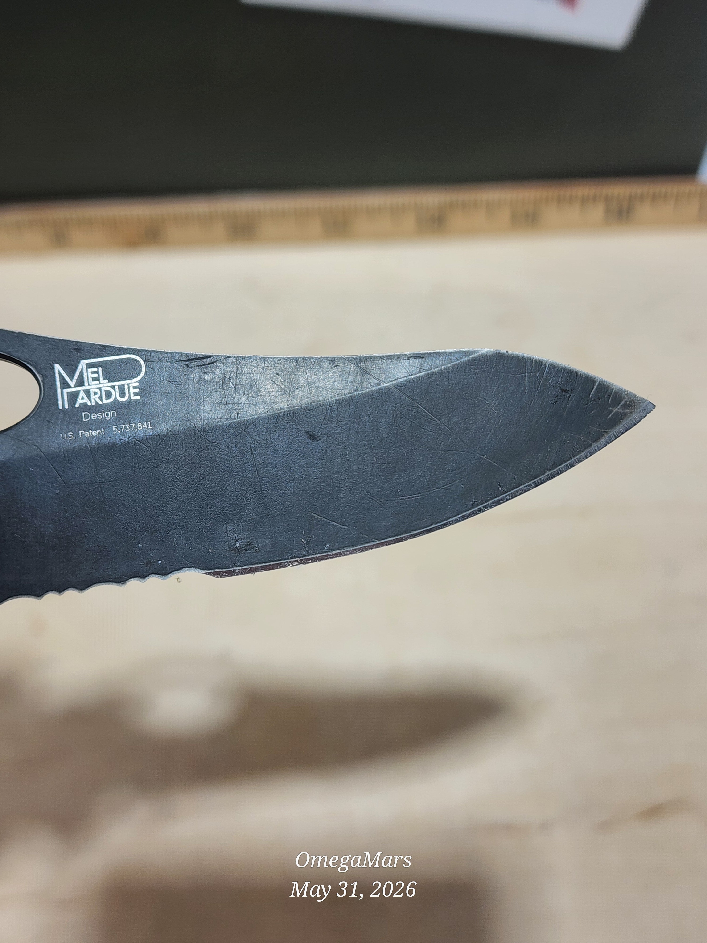 BENCHMADE 550-440C Griptilian - Light Usage/Dirty - #39Gr