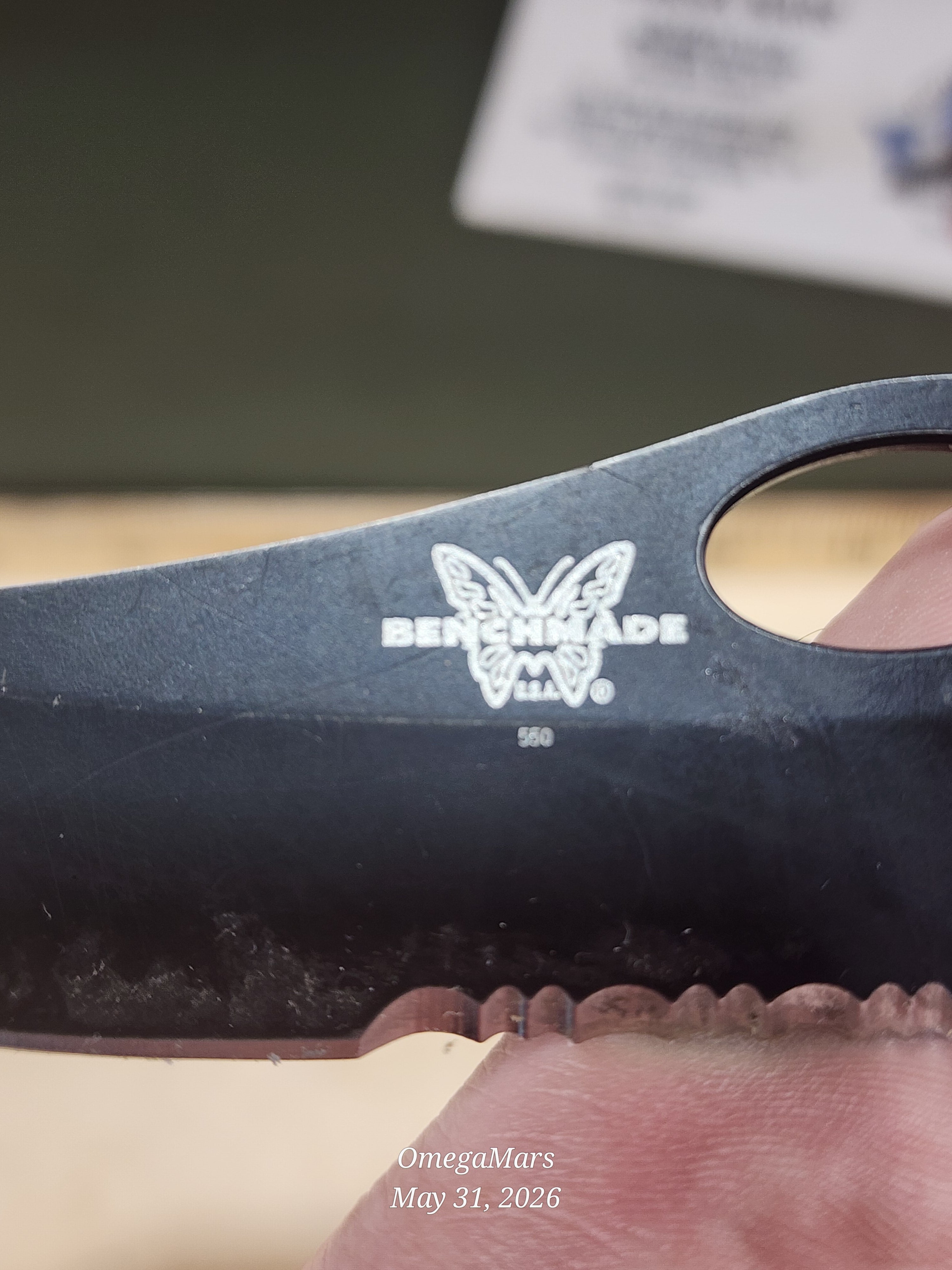 BENCHMADE 550-440C Griptilian - Light Usage/Dirty - #39Gr