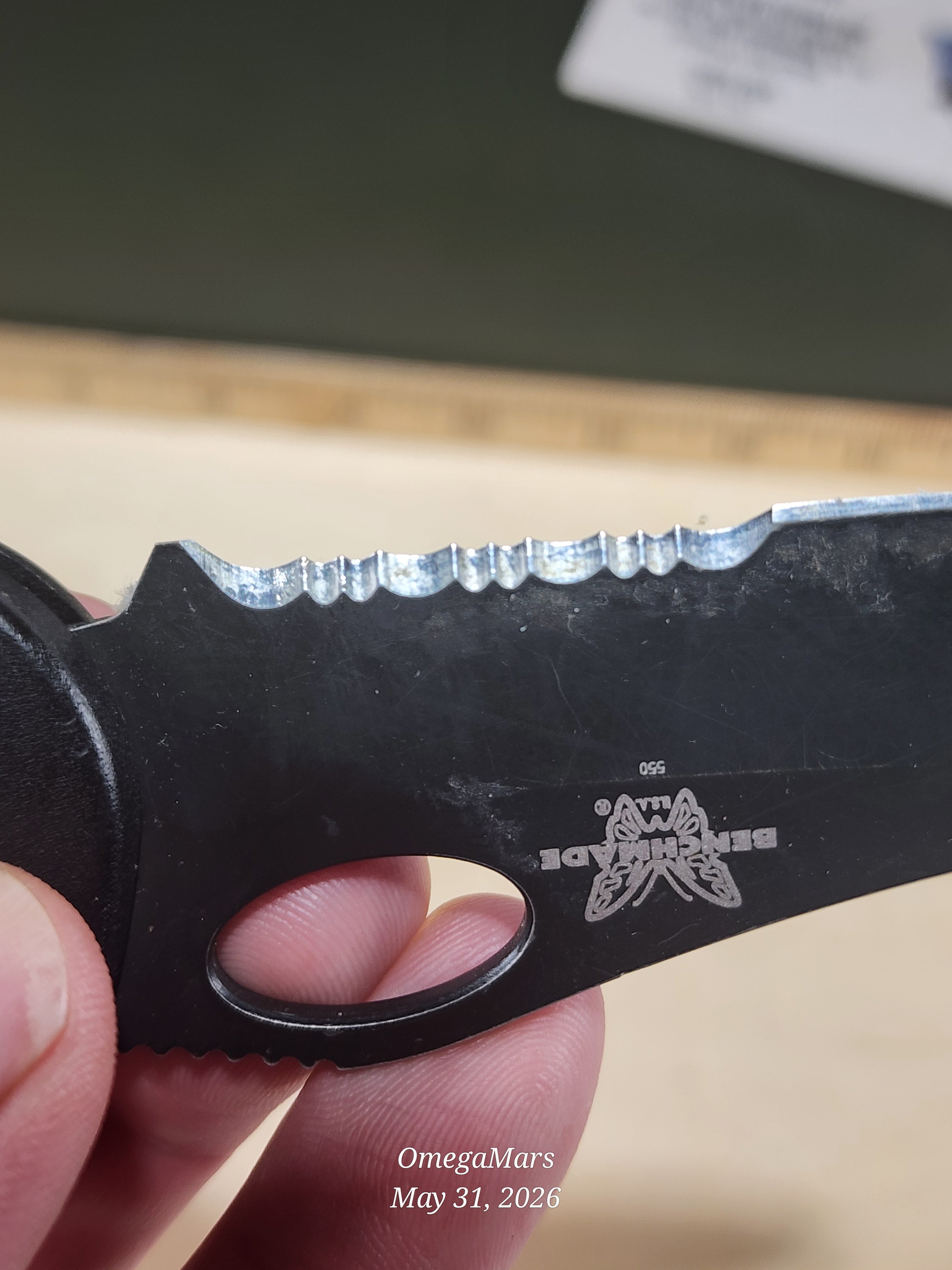 BENCHMADE 550-440C Griptilian - Light Usage/Dirty - #39Gr