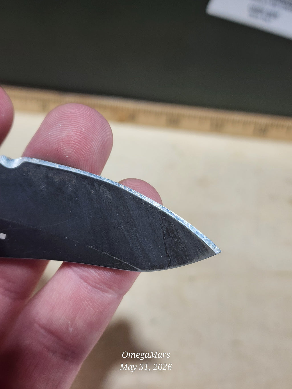BENCHMADE 550-440C Griptilian - Light Usage/Dirty - #39Gr