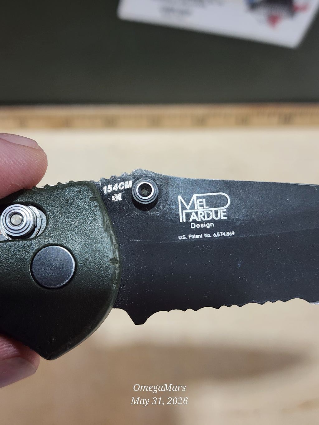 BENCHMADE 551-154CM Griptilian - Light Usage/Dirty - #40Gr