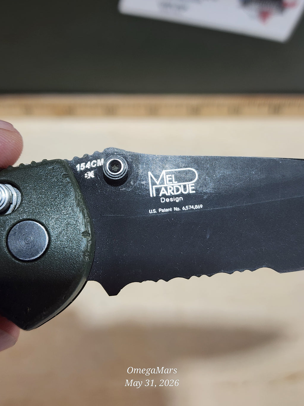 BENCHMADE 551-154CM Griptilian - Light Usage/Dirty - #40Gr