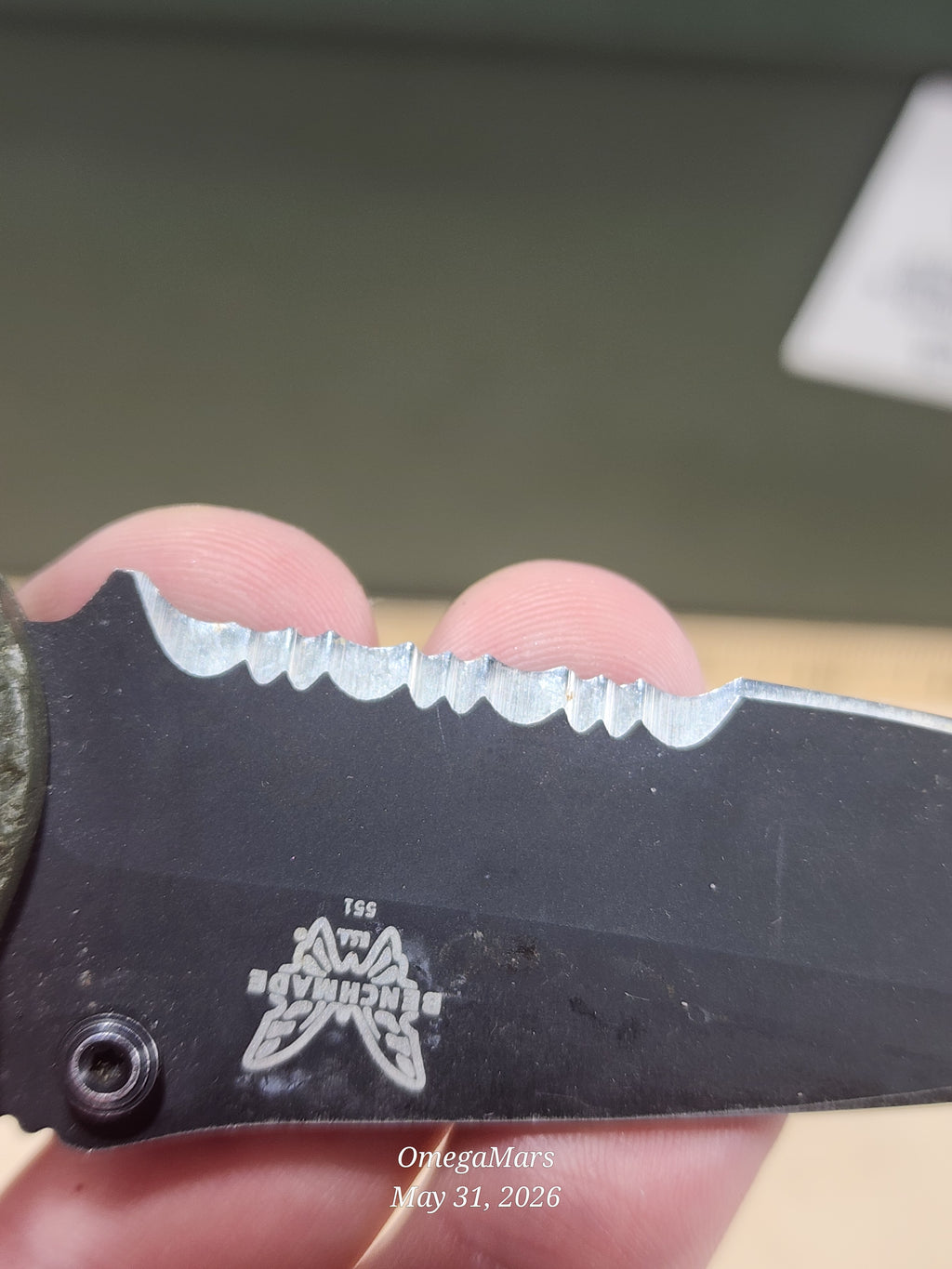 BENCHMADE 551-154CM Griptilian - Light Usage/Dirty - #40Gr