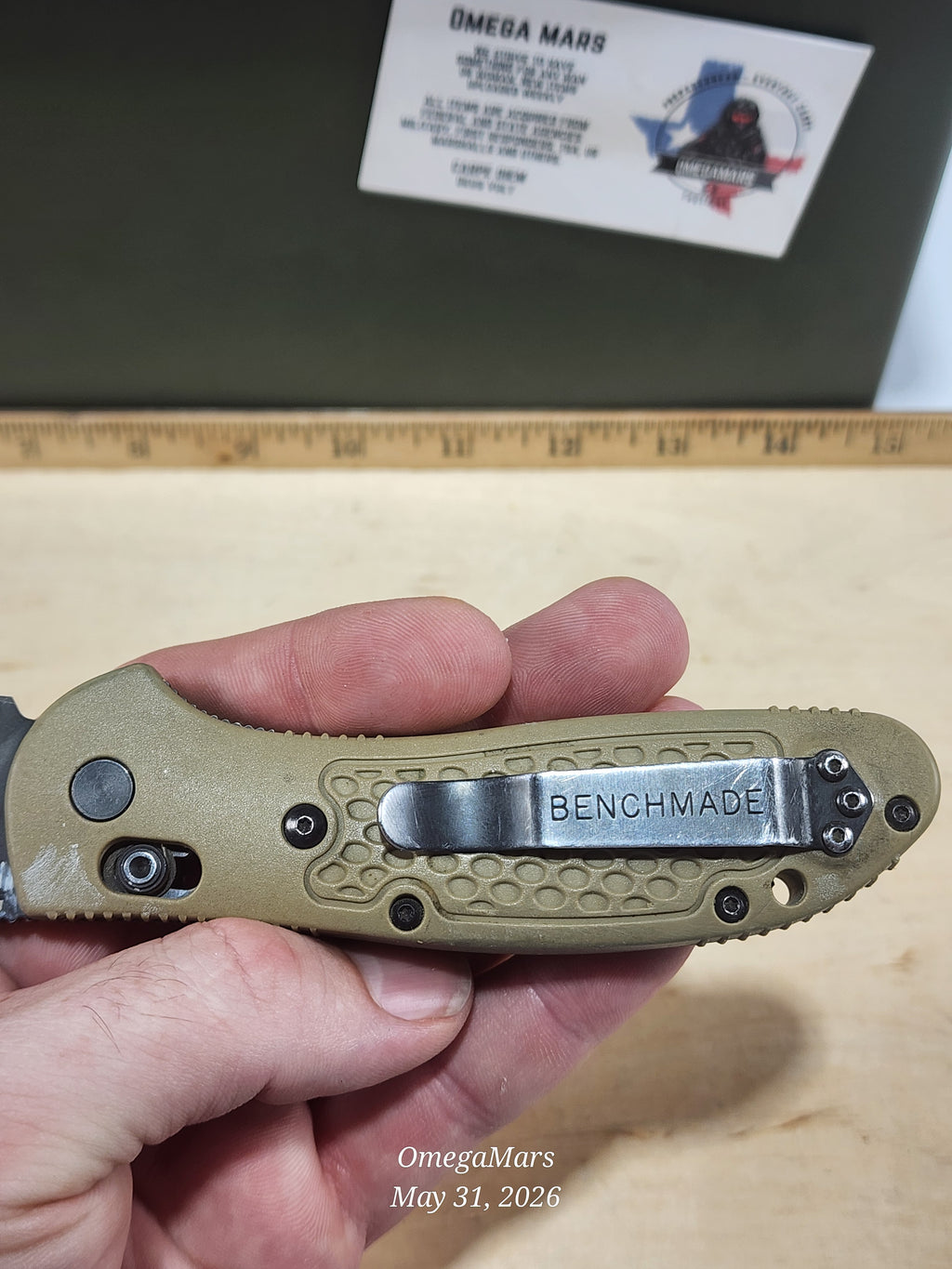 BENCHMADE 551-D2 Griptilian - Light Usage/Dirty - #41Gr