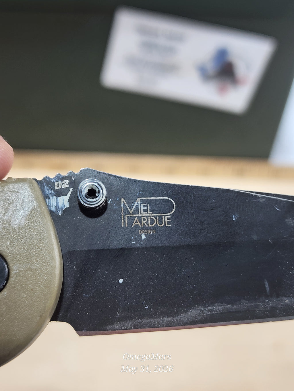 BENCHMADE 551-D2 Griptilian - Light Usage/Dirty - #41Gr
