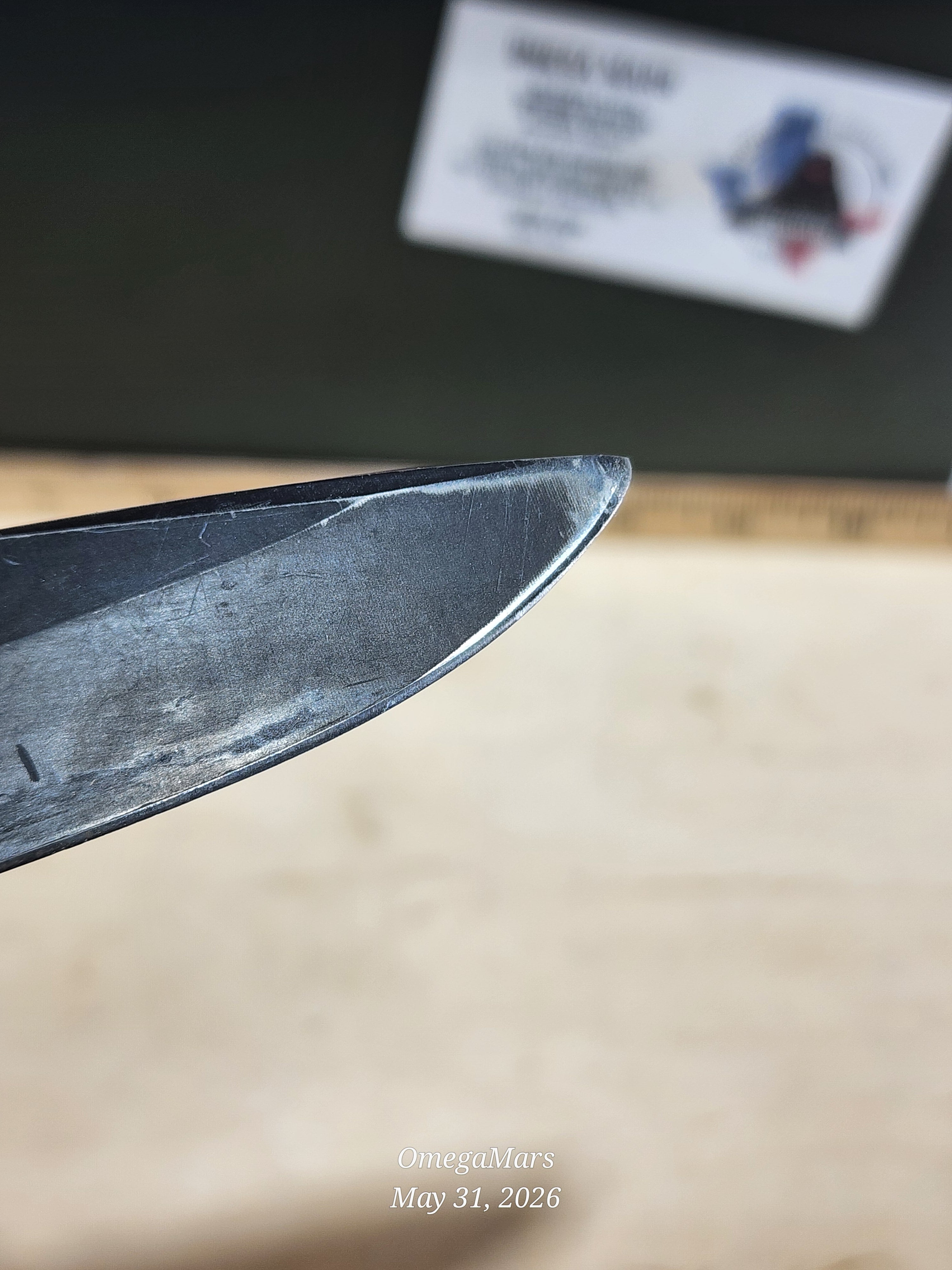 BENCHMADE 551-D2 Griptilian - Light Usage/Dirty - #41Gr