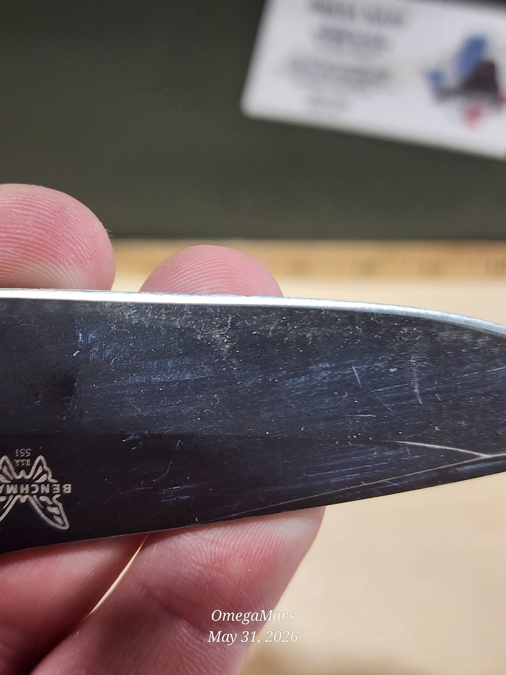 BENCHMADE 551-D2 Griptilian - Light Usage/Dirty - #41Gr