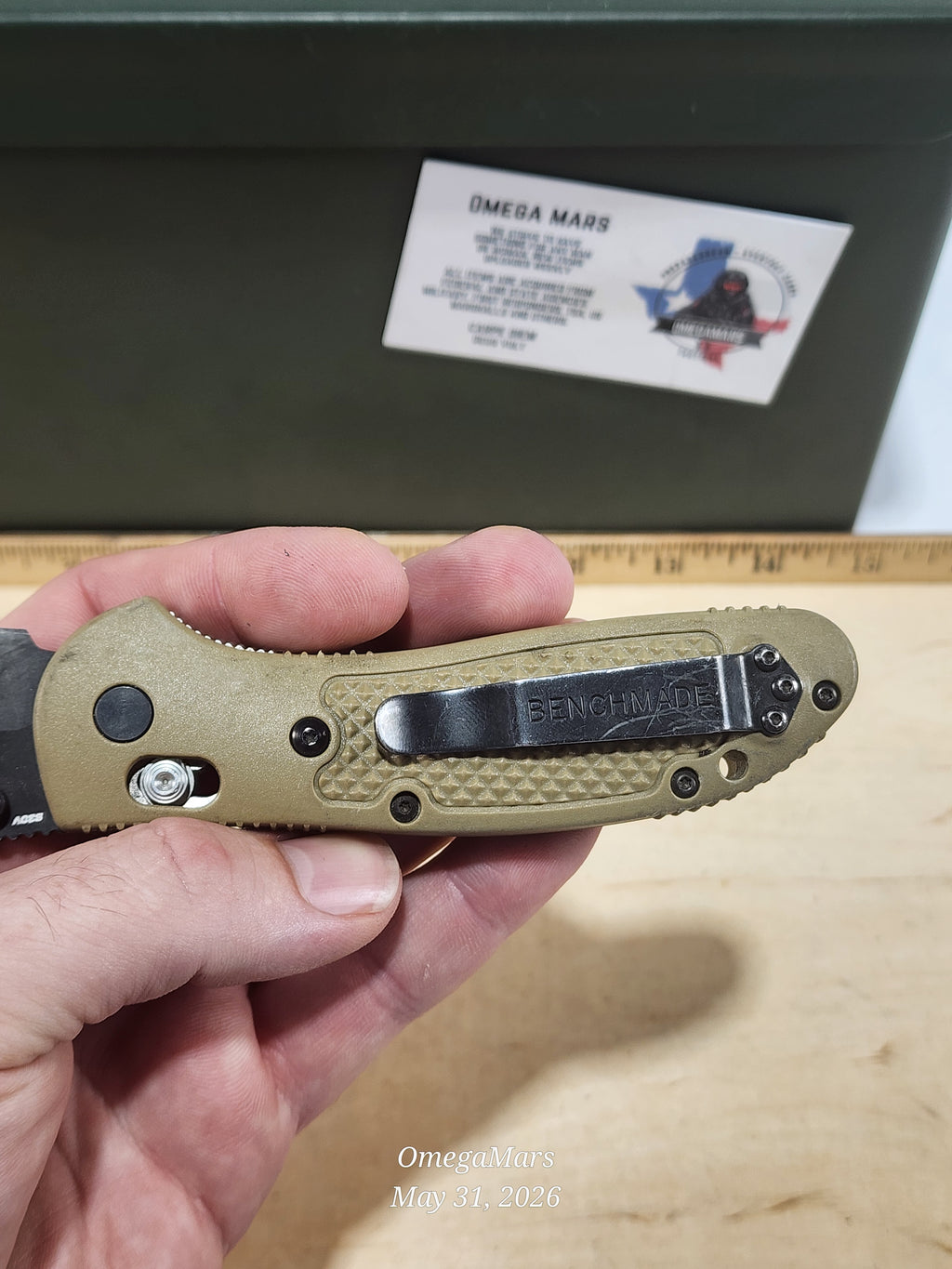 BENCHMADE 551-S30V Griptilian - Light Usage/Dirty - #43Gr