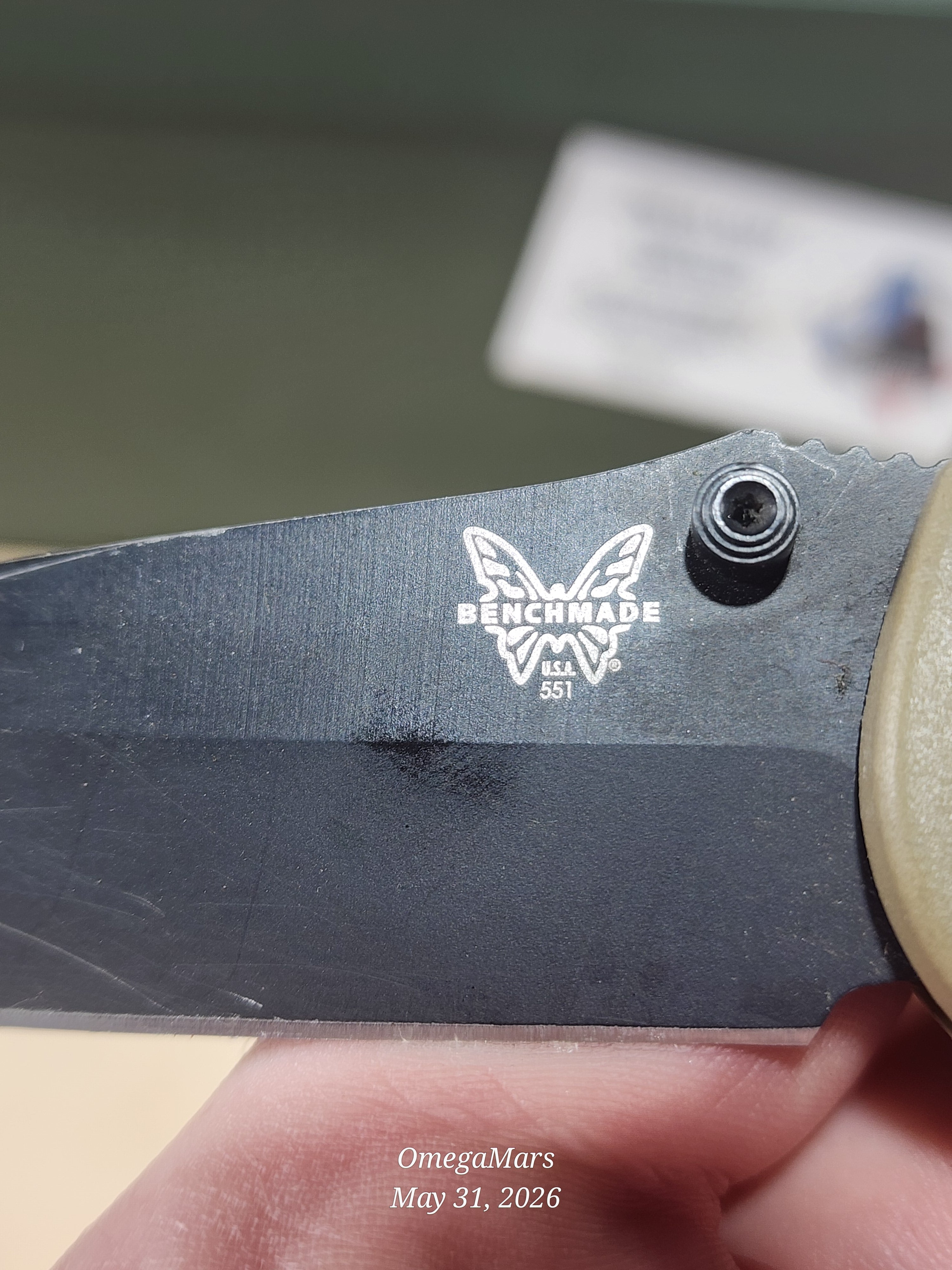 BENCHMADE 551-S30V Griptilian - Light Usage/Dirty - #43Gr