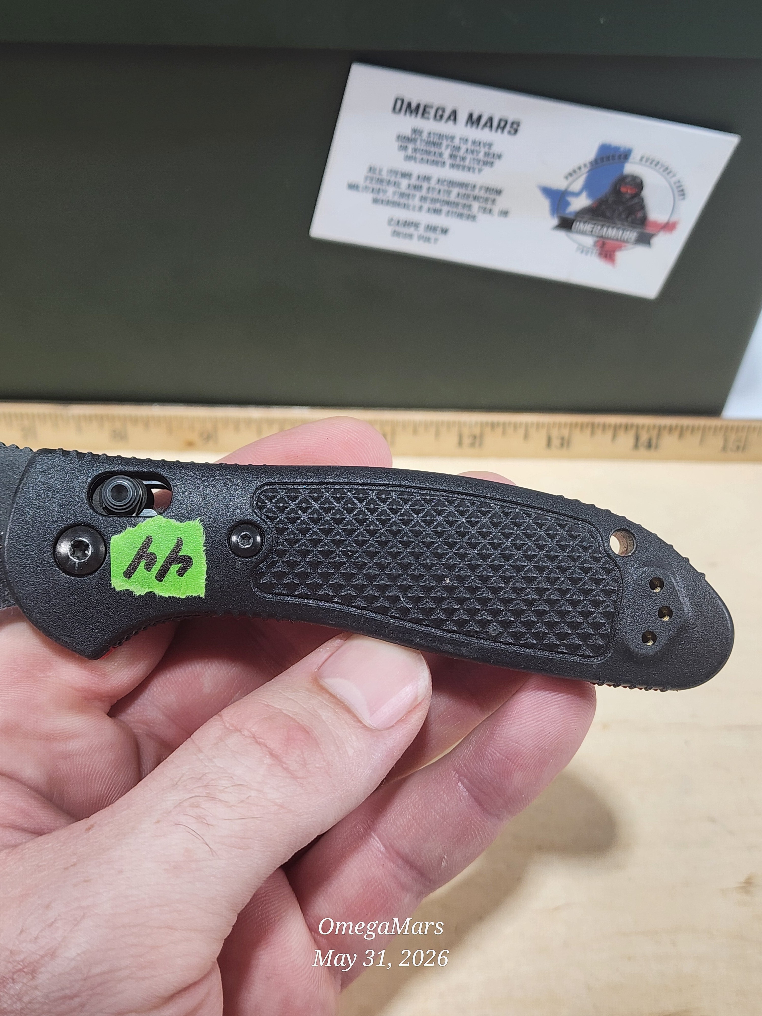BENCHMADE 551-S30V Griptilian - Light Usage/Dirty - #44Gr