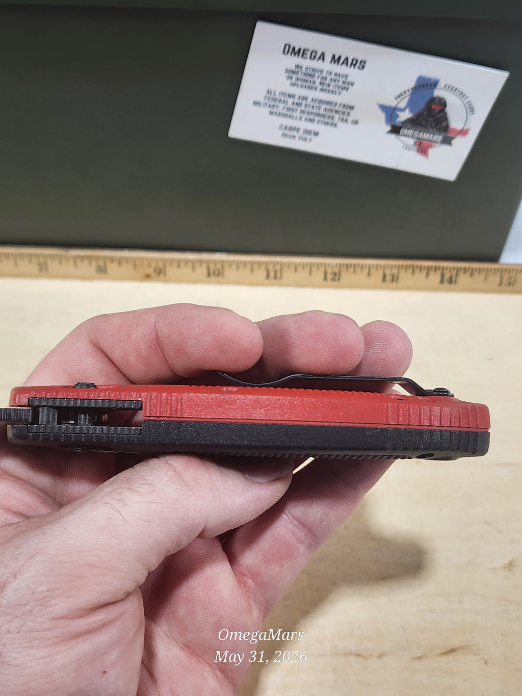 BENCHMADE 551-S30V Griptilian - Light Usage/Dirty - #44Gr