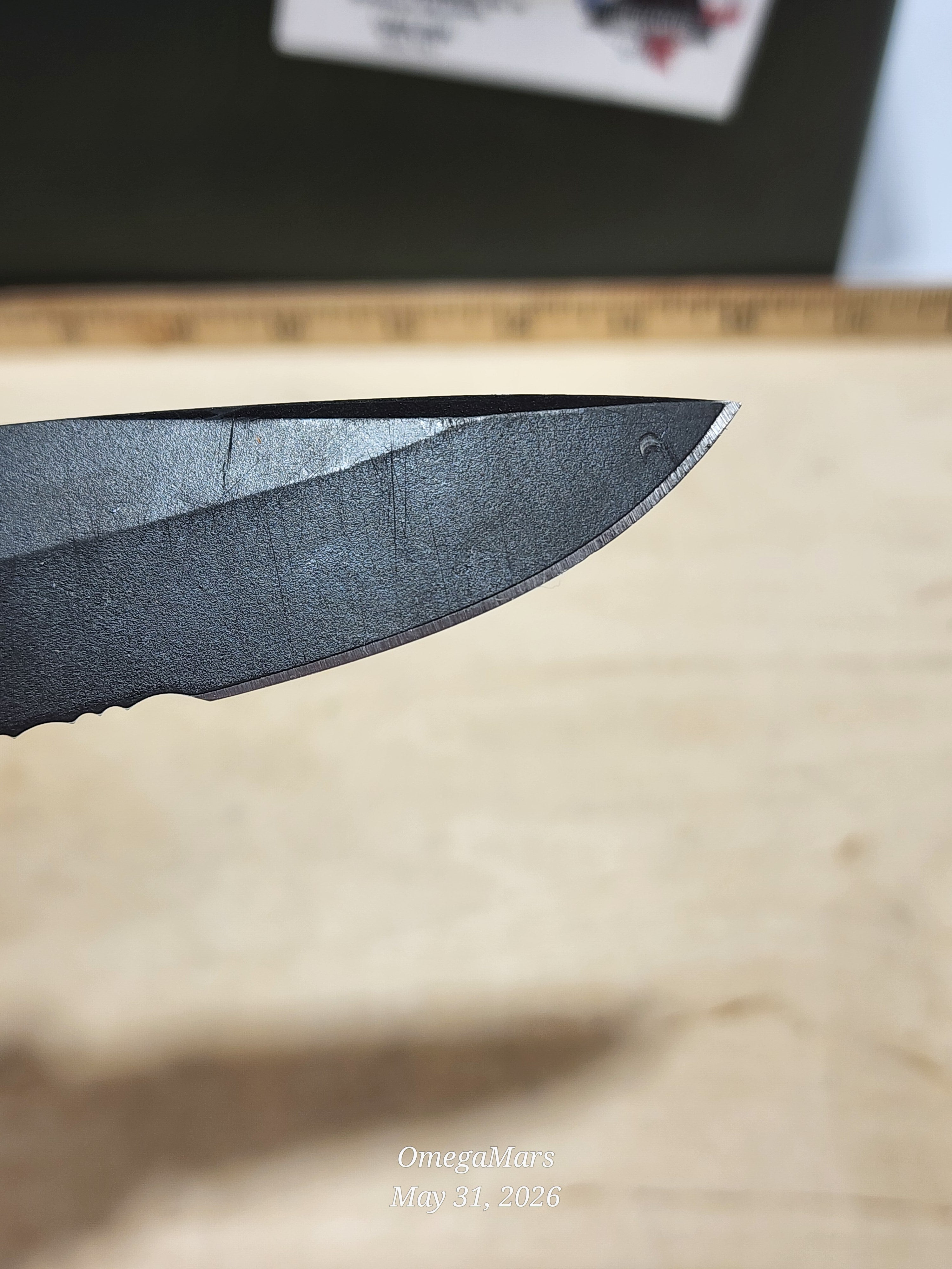 BENCHMADE 551-S30V Griptilian - Light Usage/Dirty - #44Gr