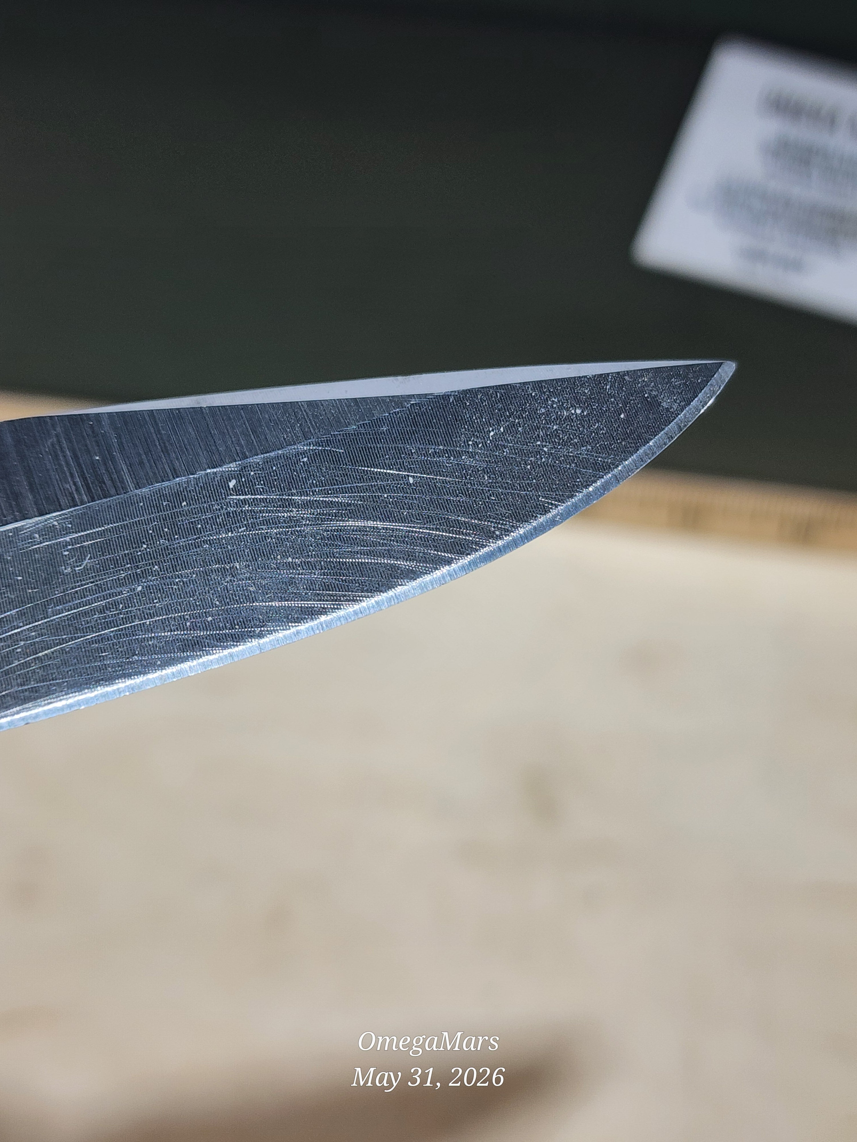 BENCHMADE 551 S30V - Light Usage/Dirty - #47Gr