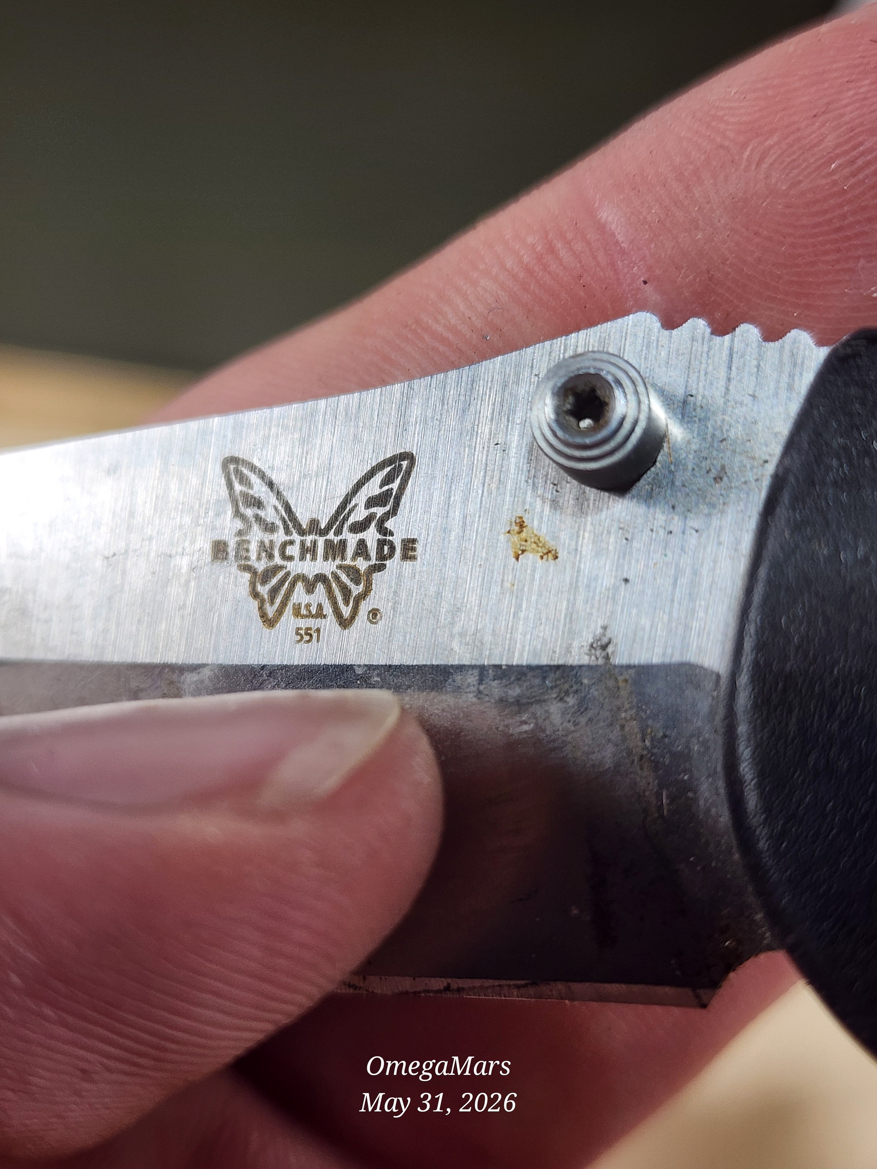 BENCHMADE 551 154CM - Light Usage/Dirty - #48Gr