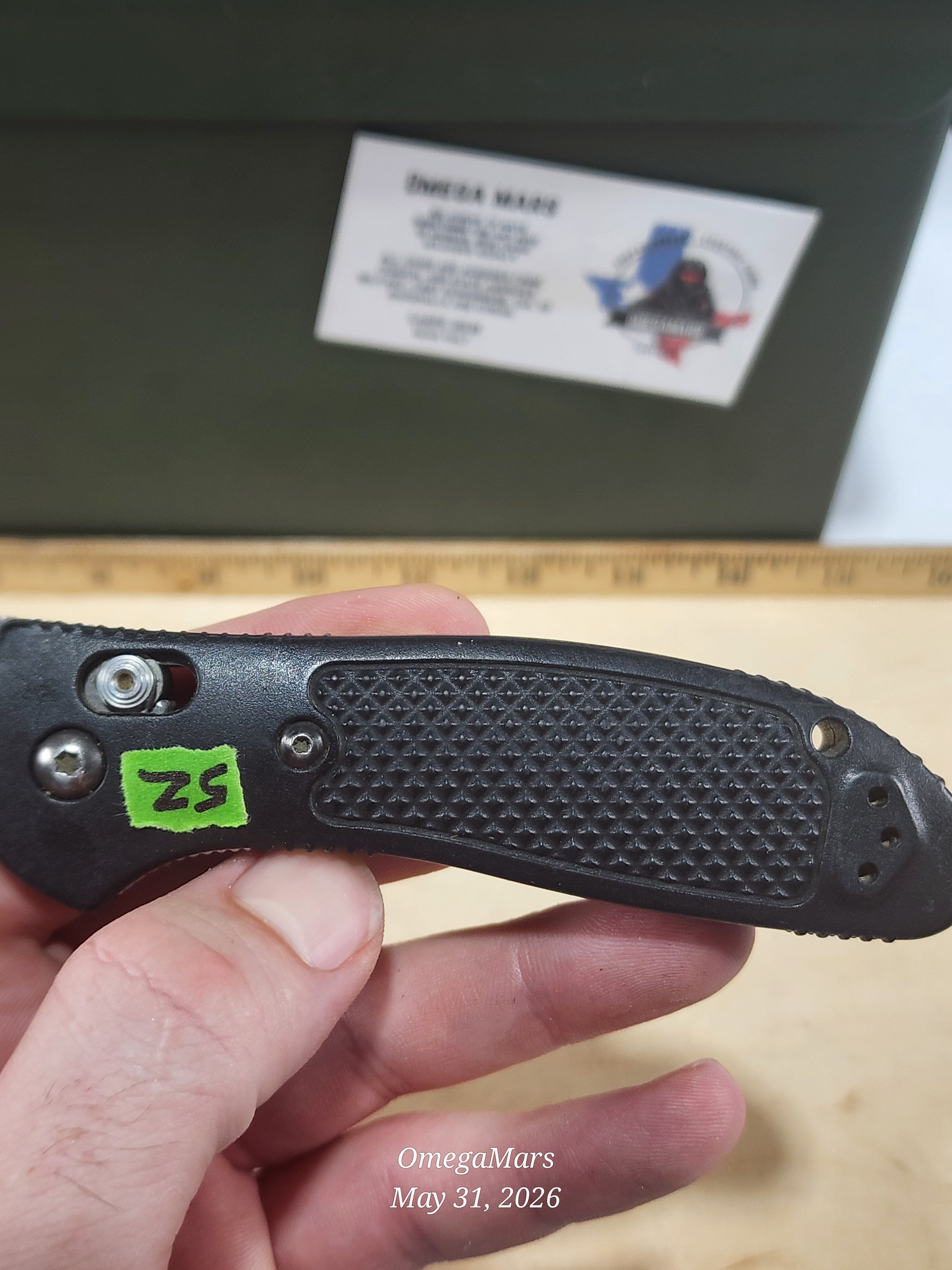 BENCHMADE 551 154CM - Light Usage/Dirty - #52Gr
