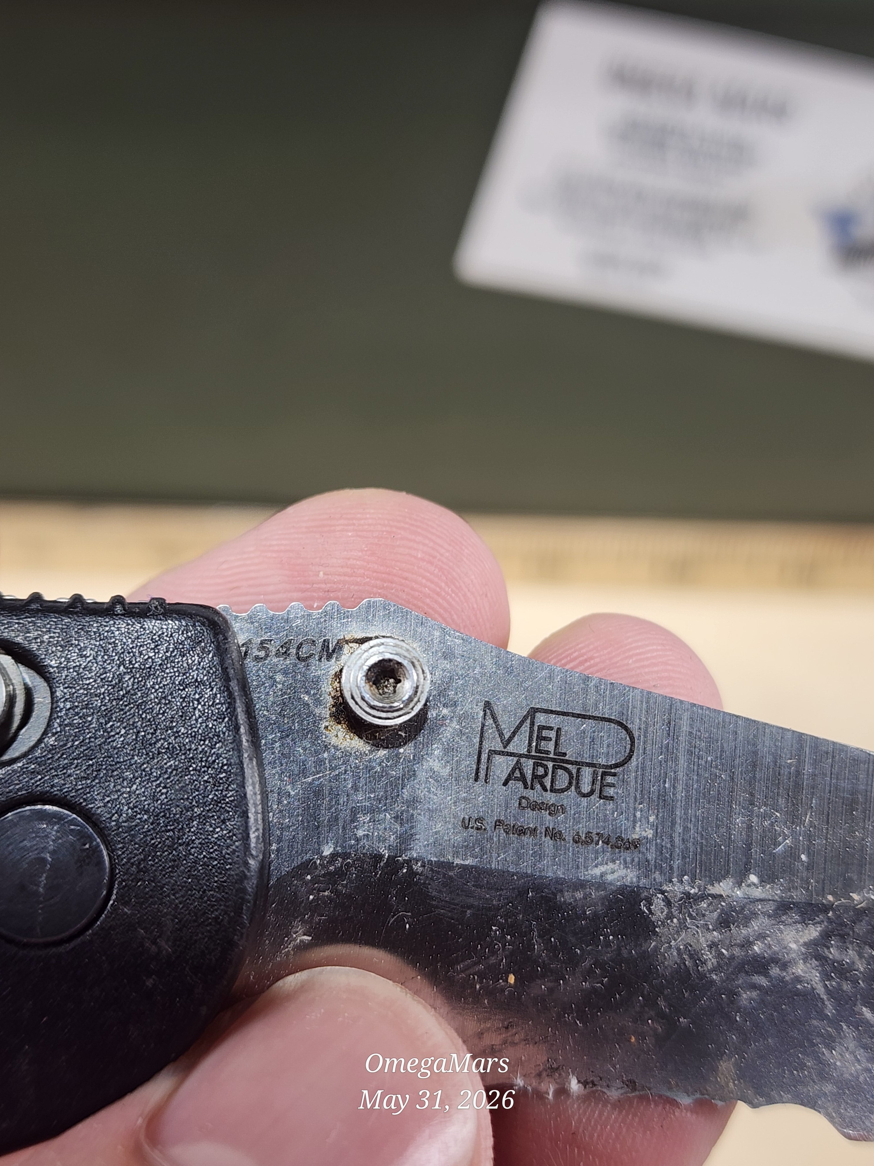 BENCHMADE 551 154CM - Light Usage/Dirty - #52Gr
