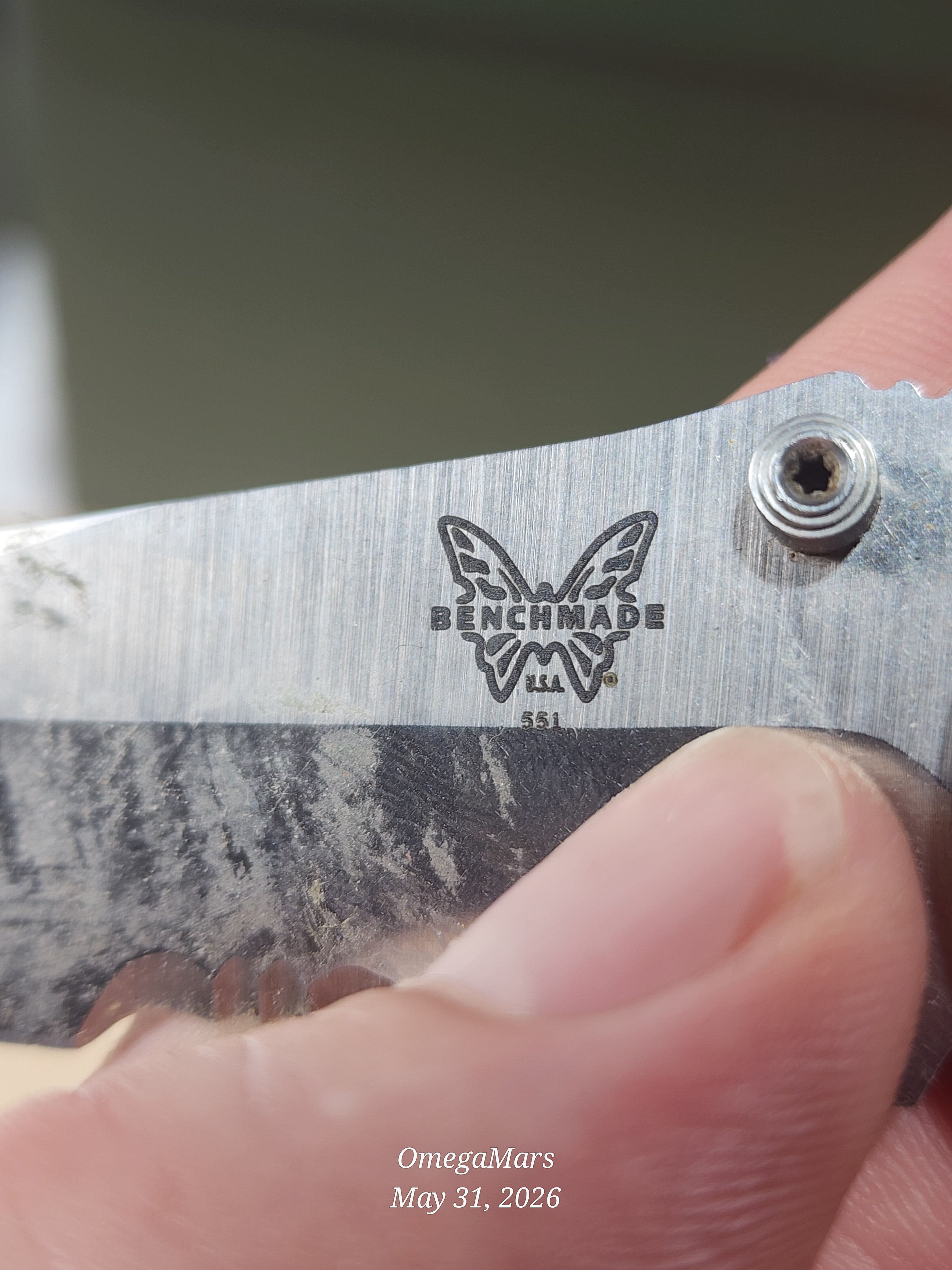 BENCHMADE 551 154CM - Light Usage/Dirty - #52Gr