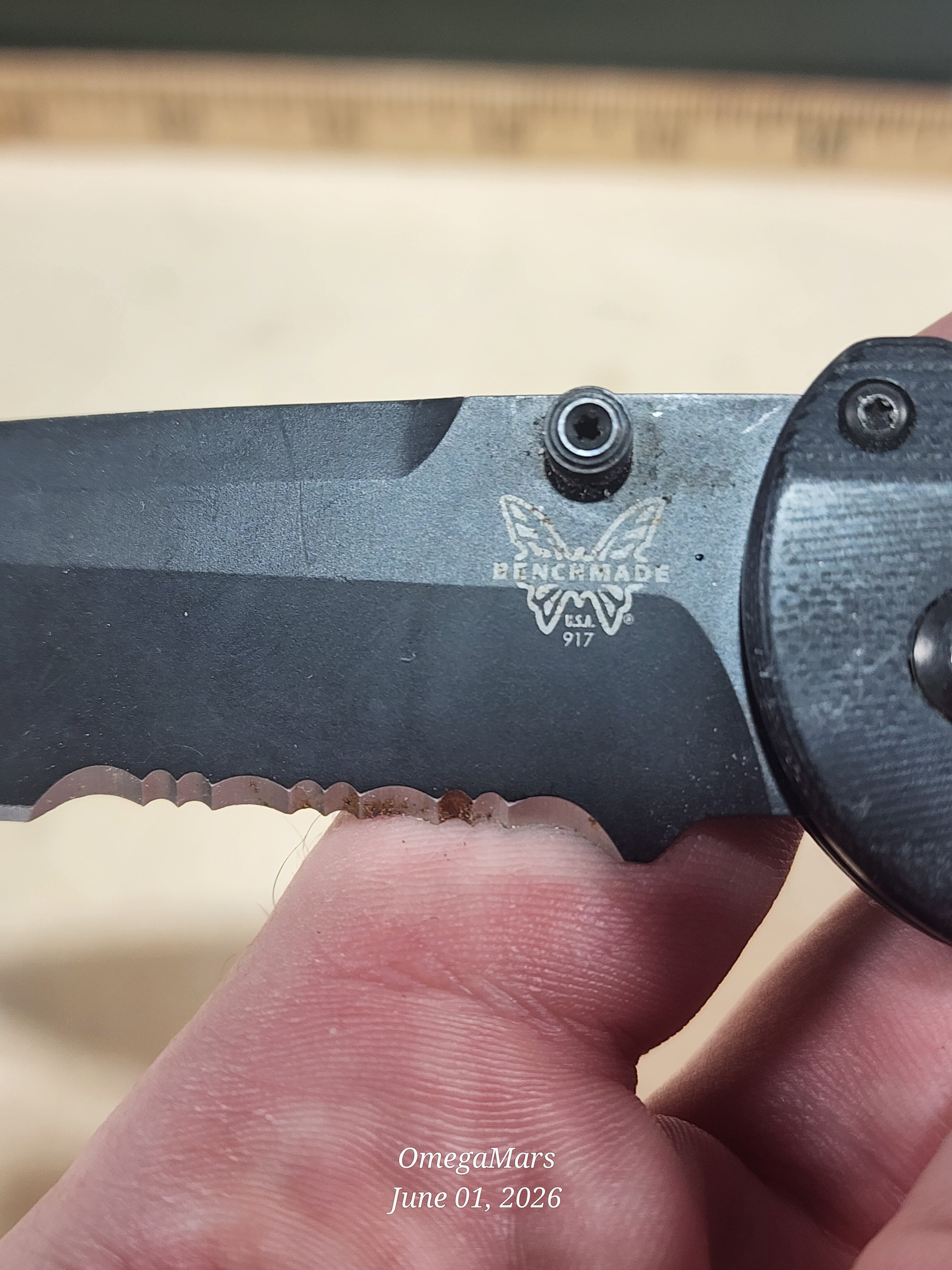 BENCHMADE 917 Triage - Light Usage - #67GR