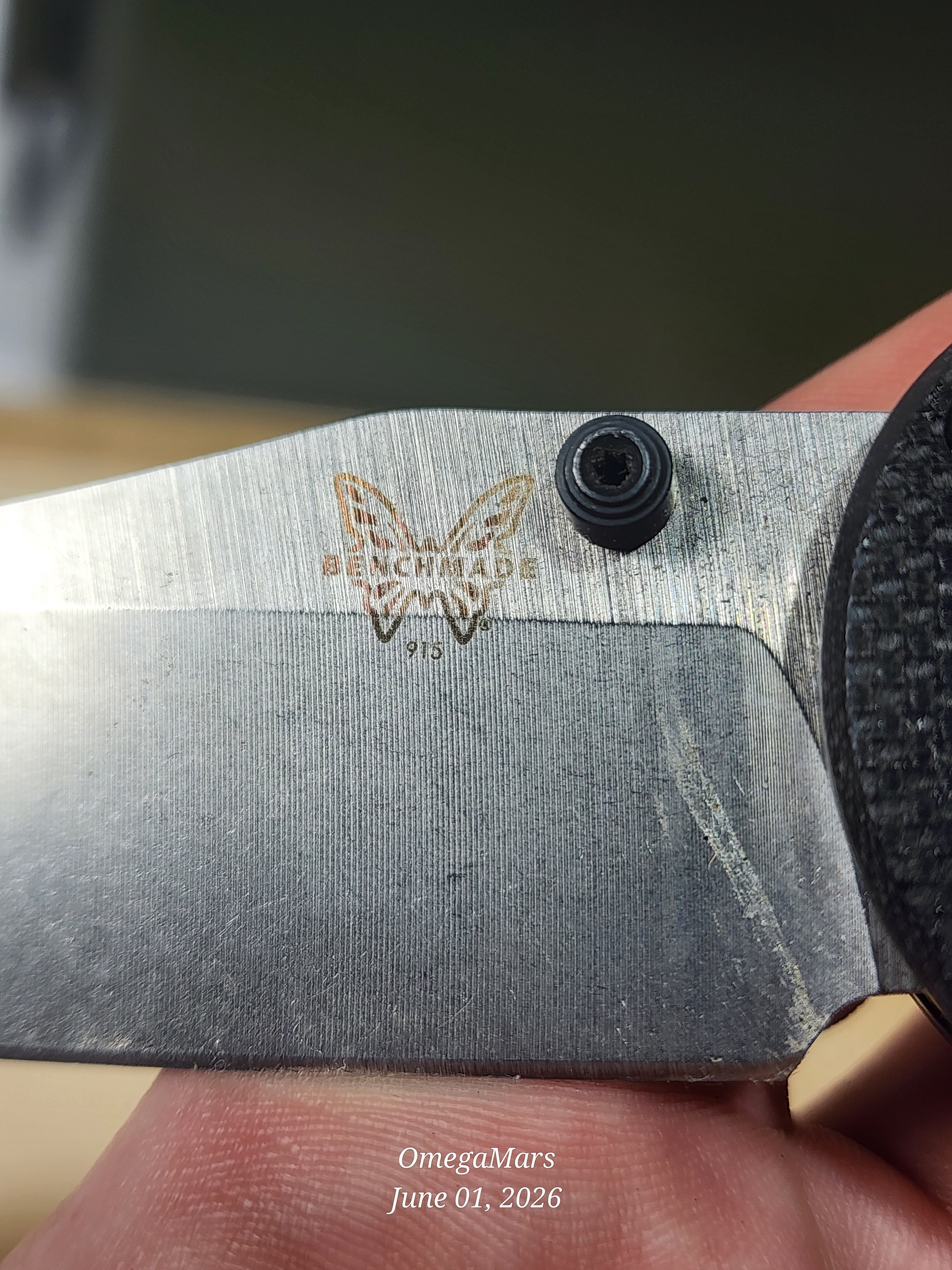 BENCHMADE 915 Triage - Light Usage - #69GR