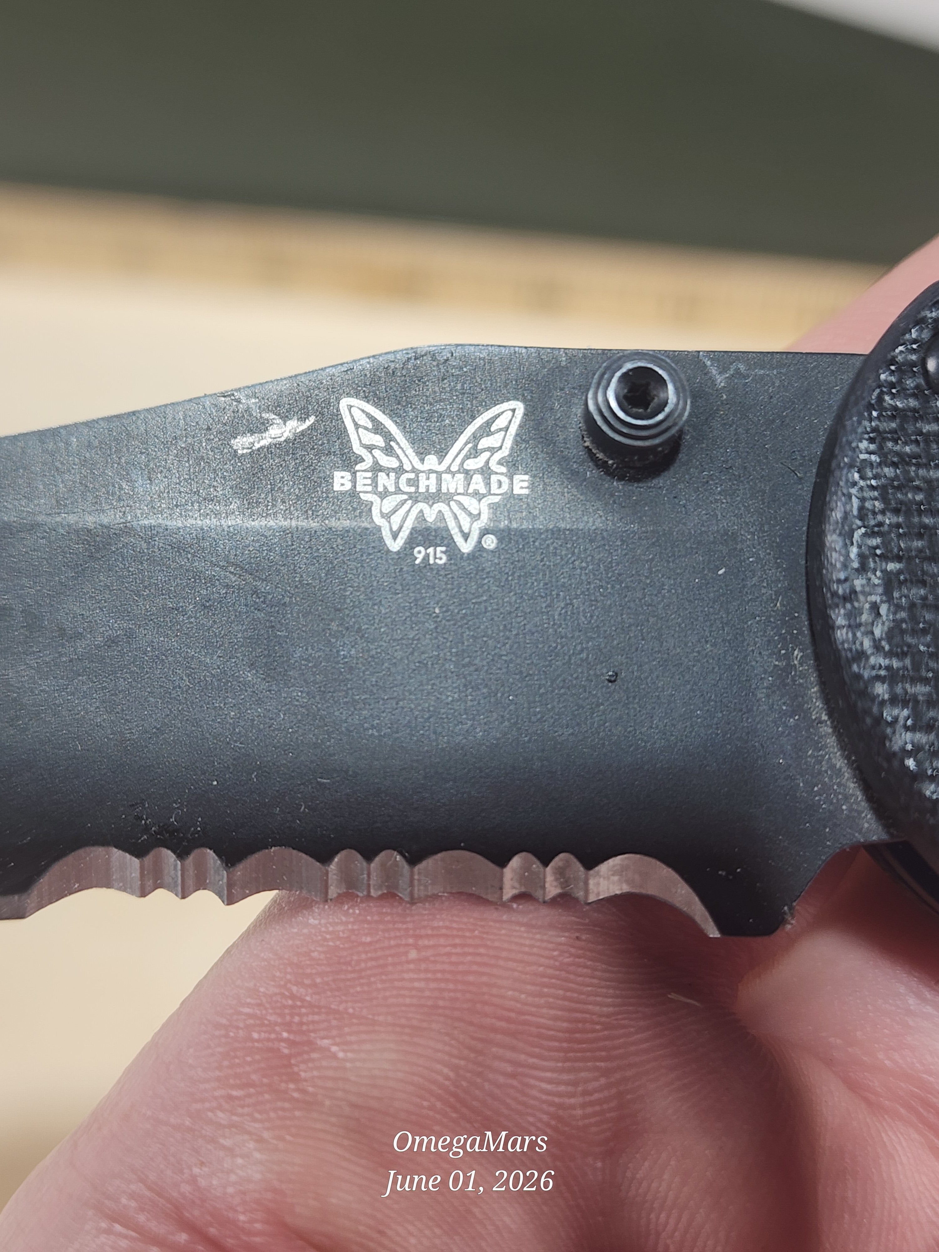 BENCHMADE 915 - Light Usage - #70GR
