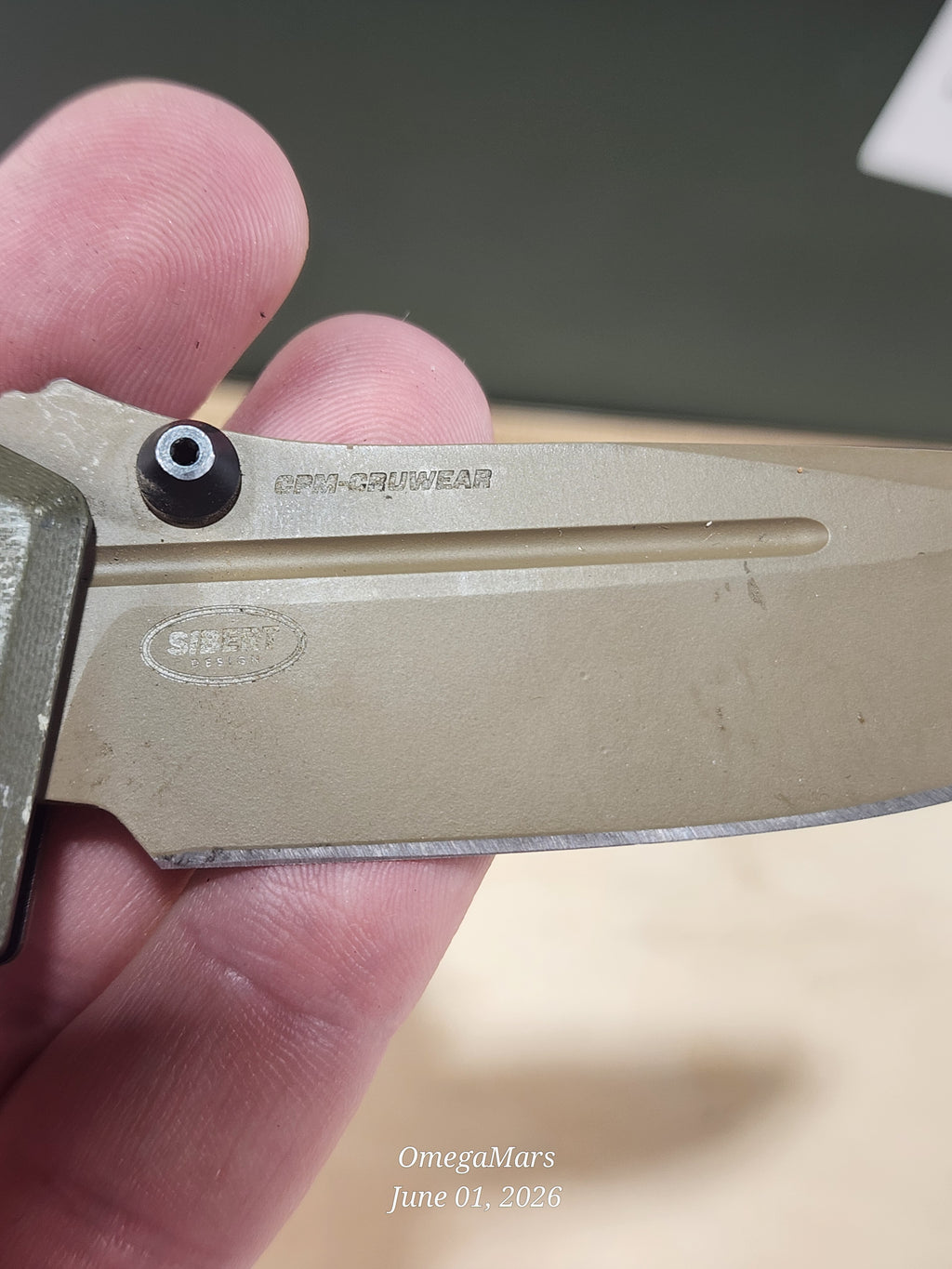 BENCHMADE 273 - Mini Adamas - Light Usage - #77Gr