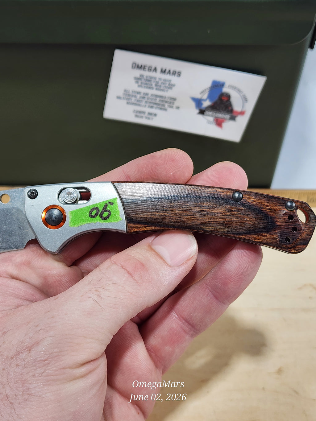 BENCHMADE 15085-2 Mini Crooked River - Light Usage - #90Gr