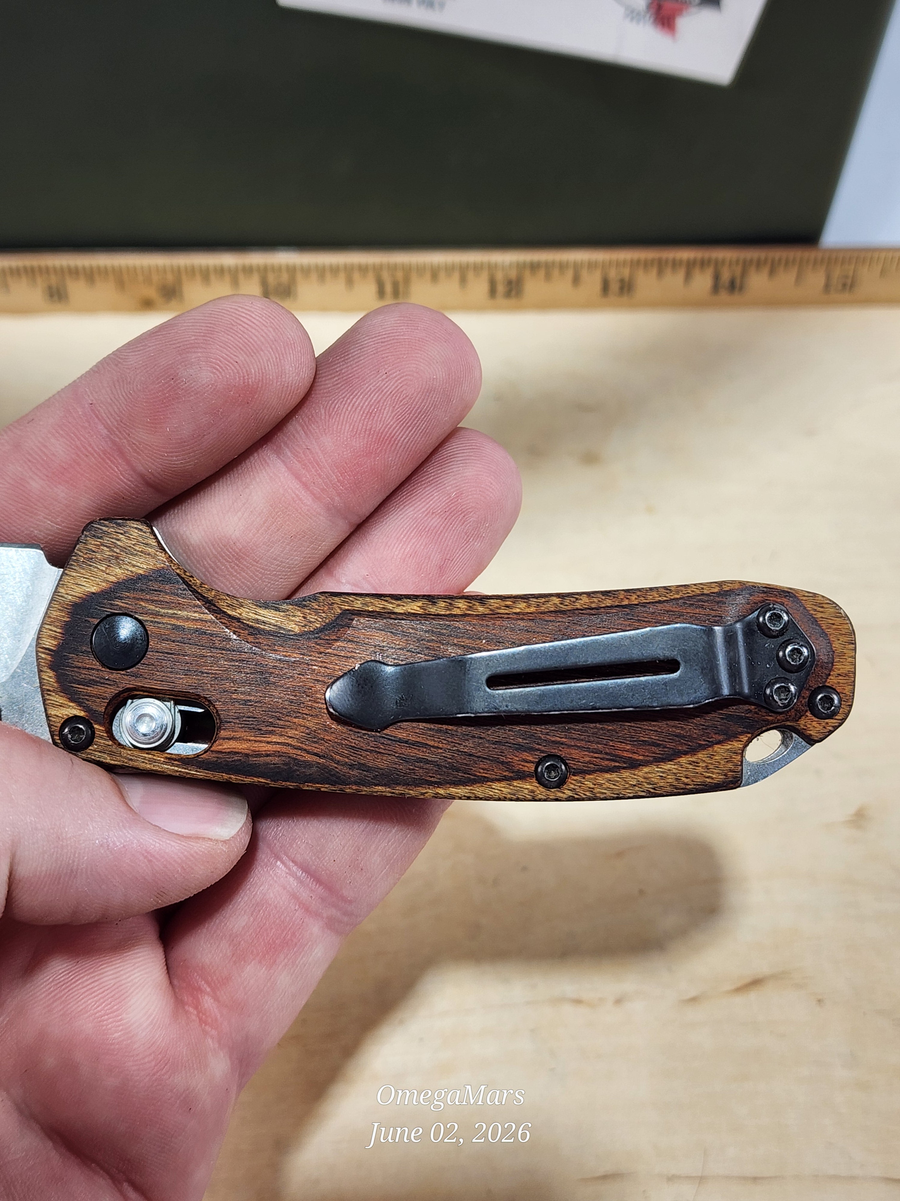 BENCHMADE 15031 - Light Usage - #95Gr