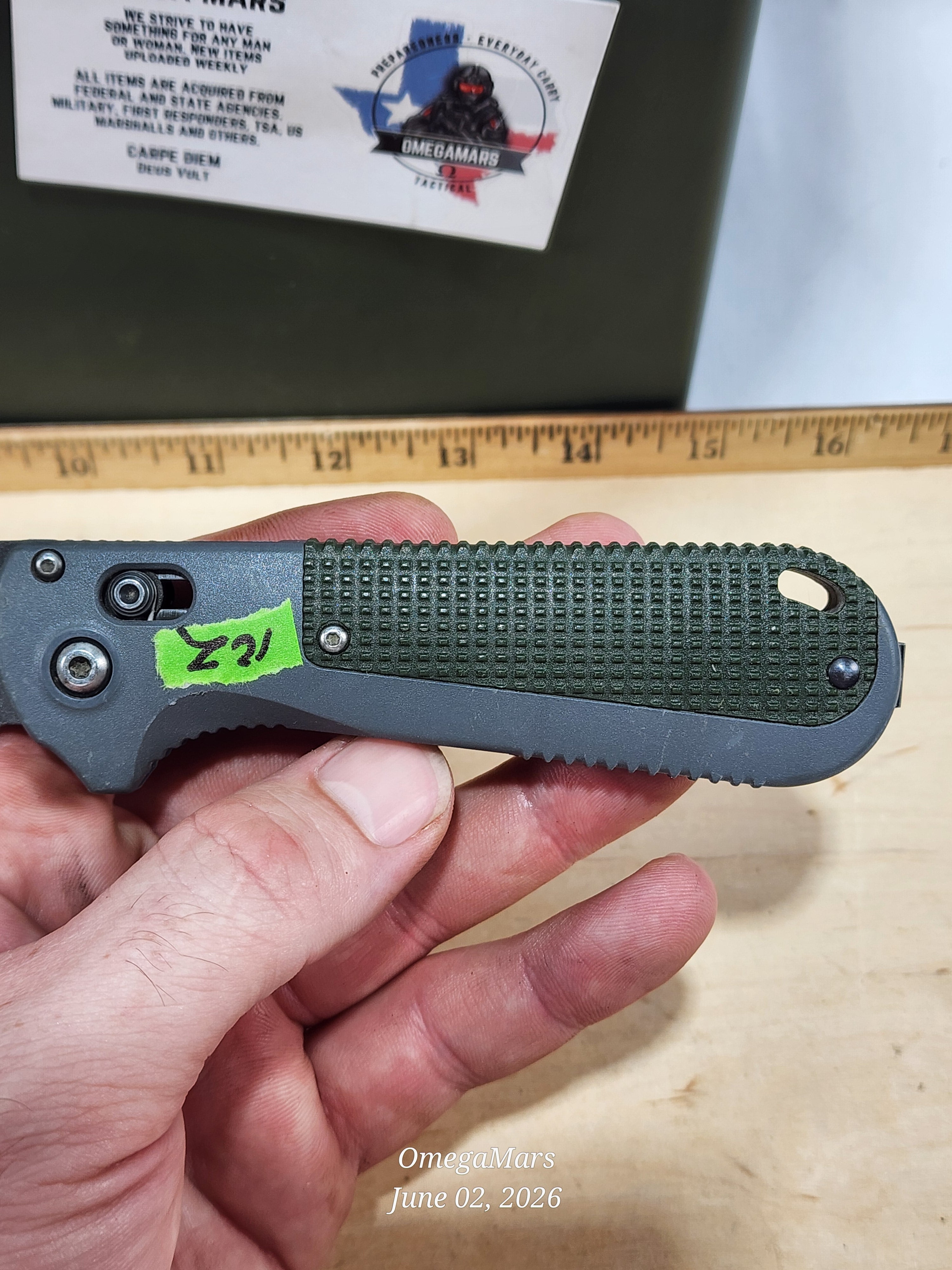 BENCHMADE 430 - CPM-D2 Steel - Light Usage - #102Gr