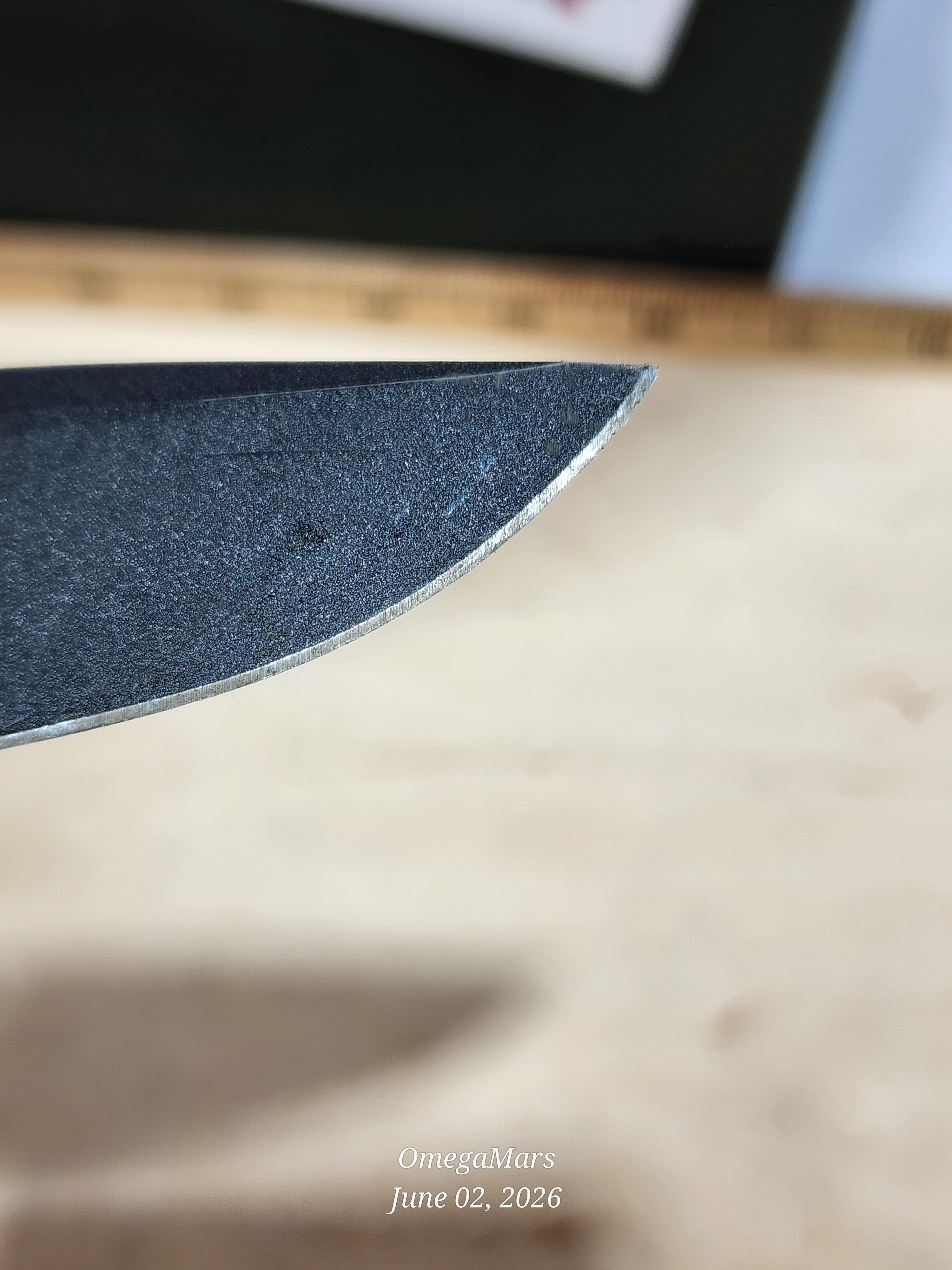 BENCHMADE 430 - CPM-D2 Steel - Light Usage - #102Gr