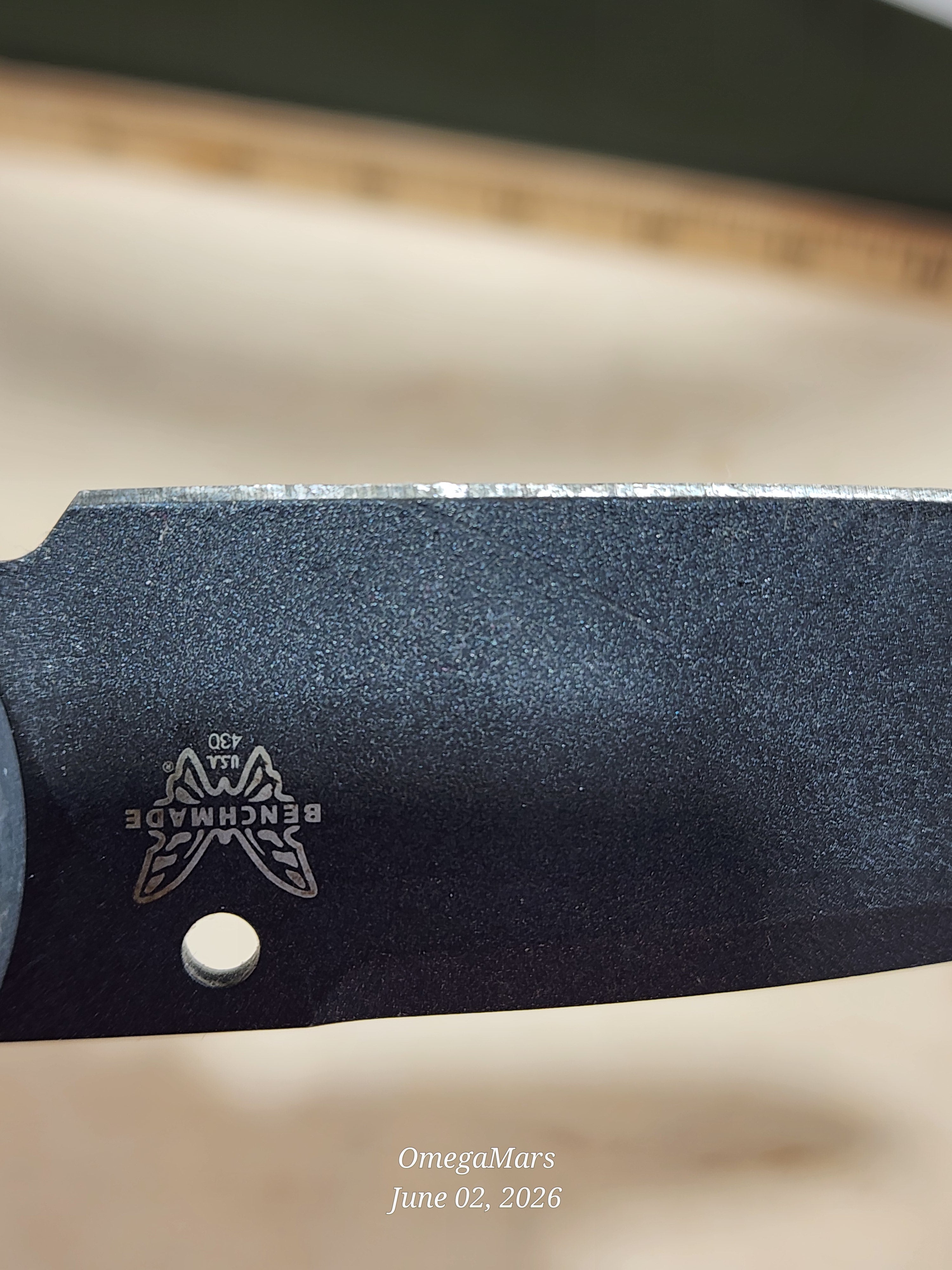 BENCHMADE 430 - CPM-D2 Steel - Light Usage - #102Gr