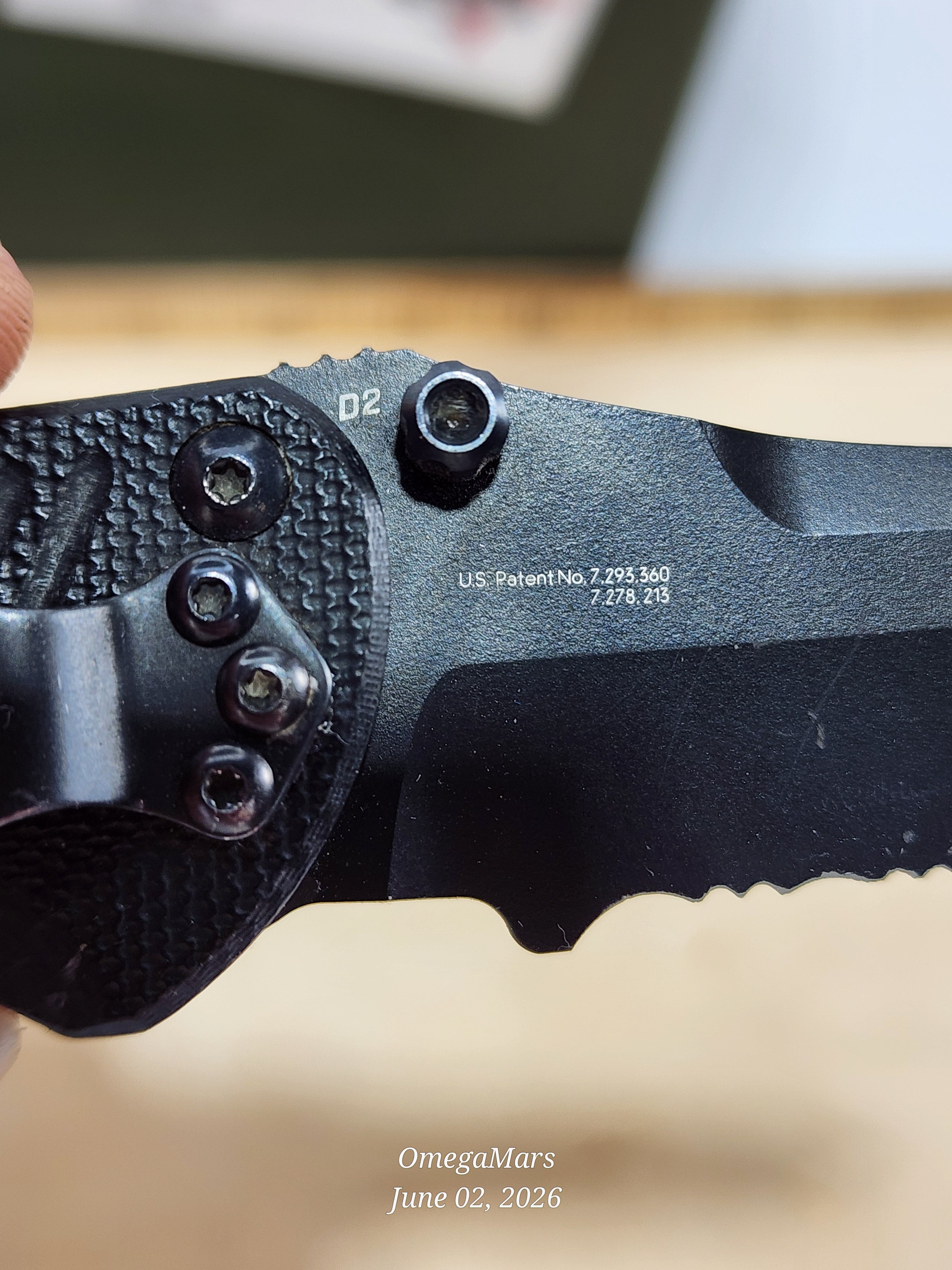 BENCHMADE Nitrous Stryker Black Coated Combo Edge 3.7" D2 - BM912SBKD2 -#104Gr