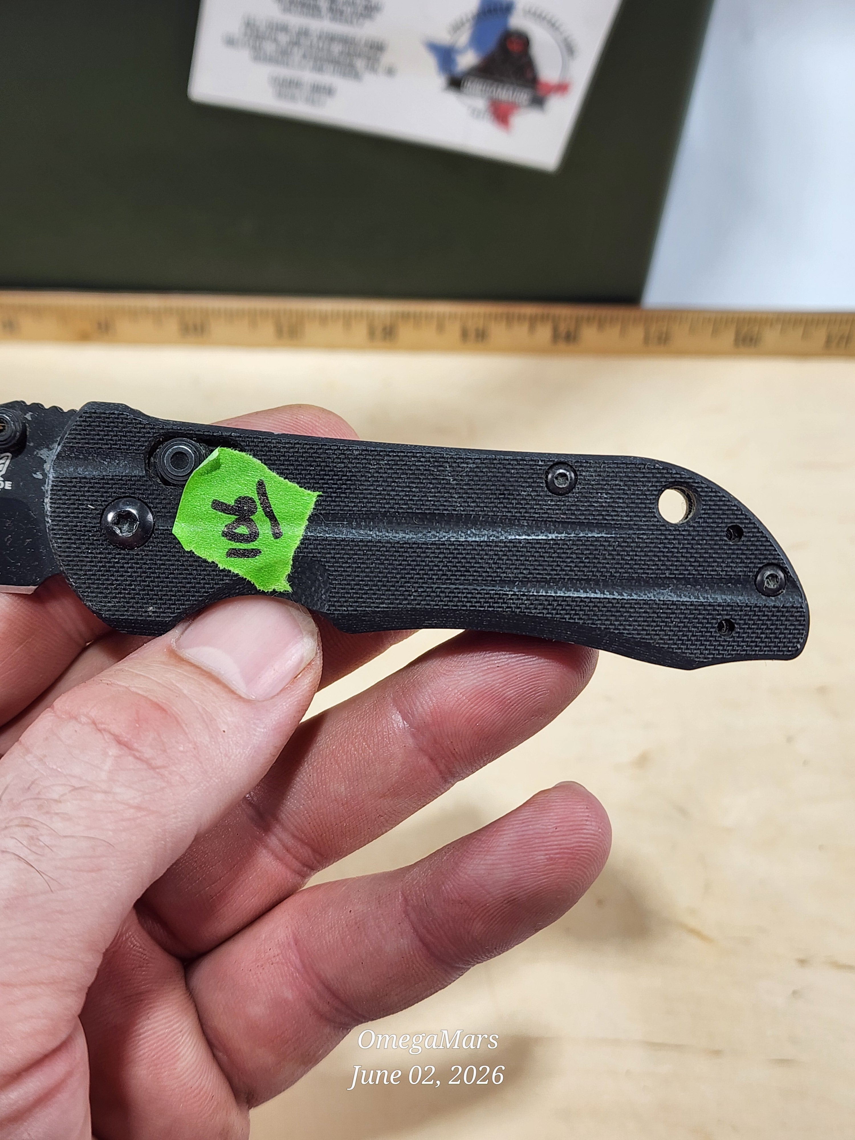 BENCHMADE 903 Mini-AXIS Stryker Folding Pocket Knife 2.94" 154CM - Light Usage #106Gr